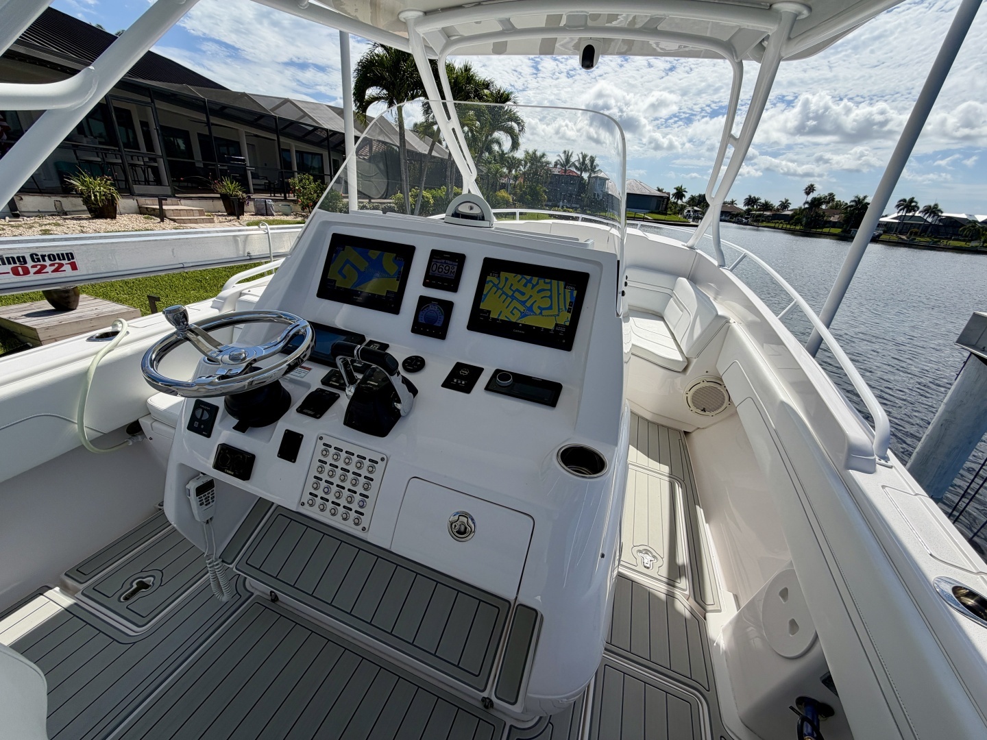 Intrepid 327 Cuddy 2020 Yacht For Sale
