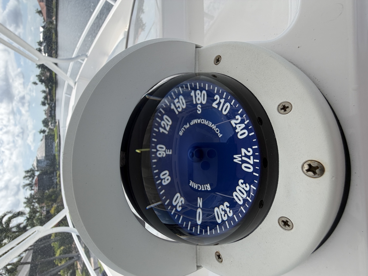Intrepid 327 Cuddy 2020 Yacht For Sale