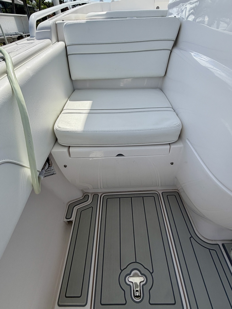 Intrepid 327 Cuddy 2020 Yacht For Sale