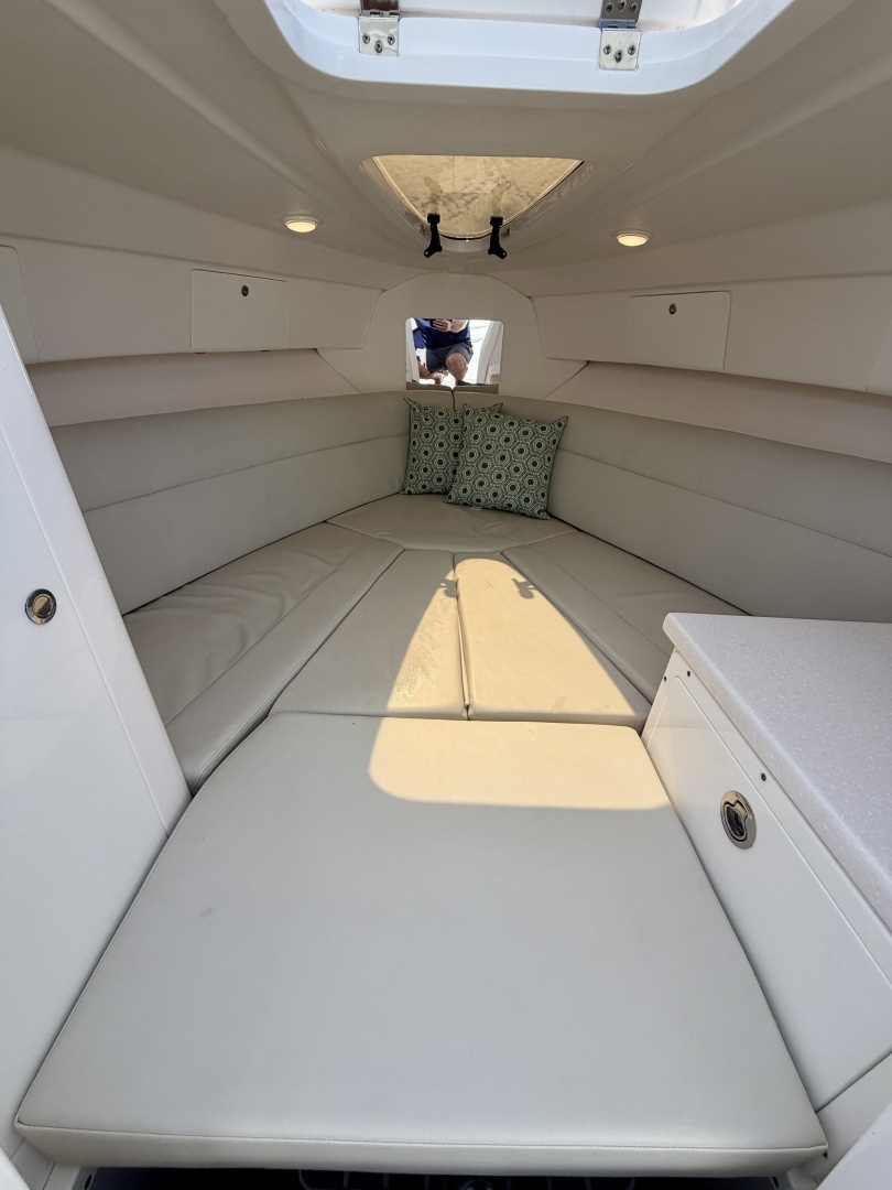 Intrepid 327 Cuddy 2020 Yacht For Sale