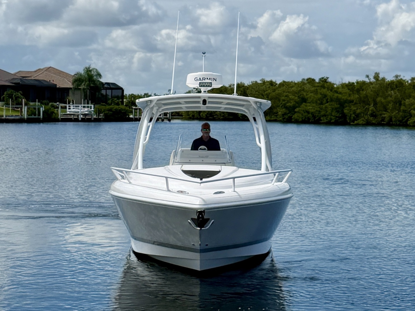 Intrepid 327 Cuddy 2020 Yacht For Sale