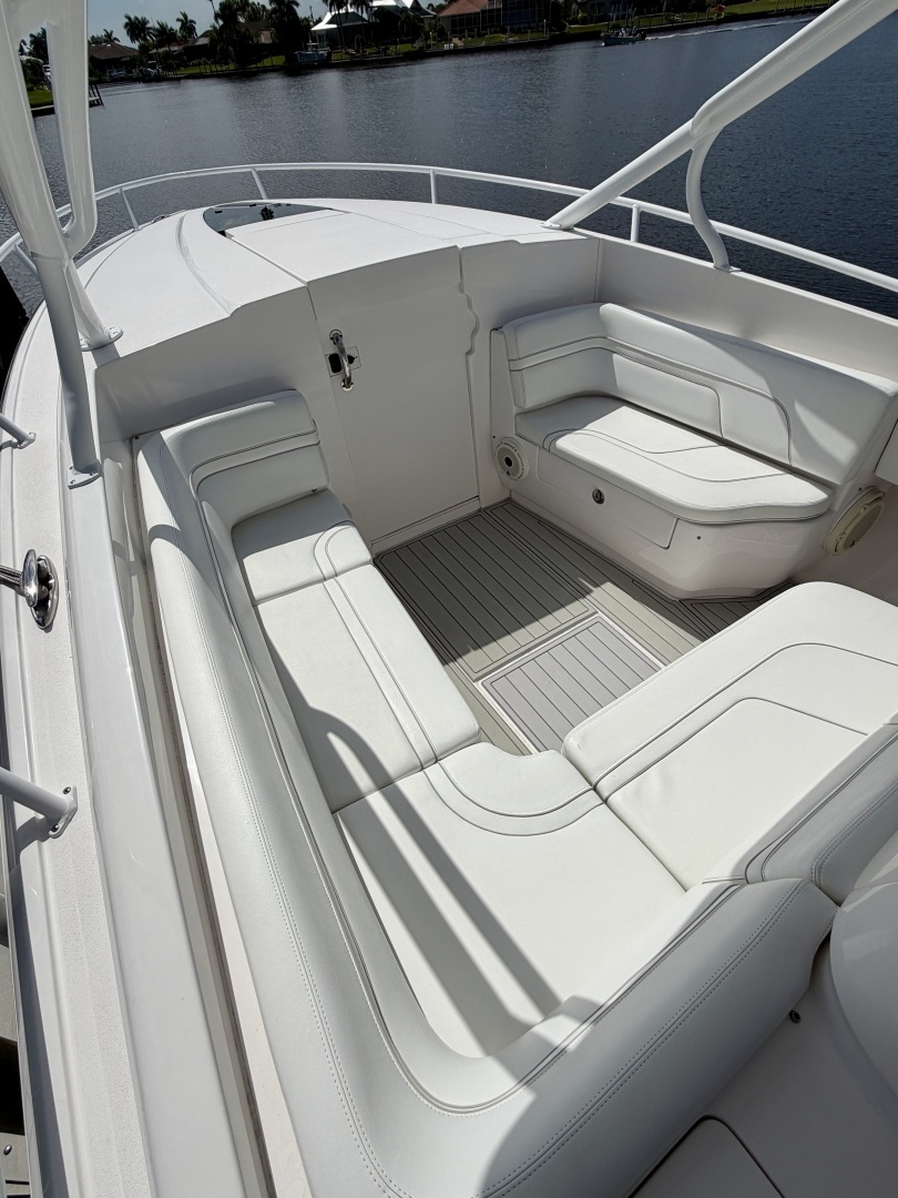 Intrepid 327 Cuddy 2020 Yacht For Sale