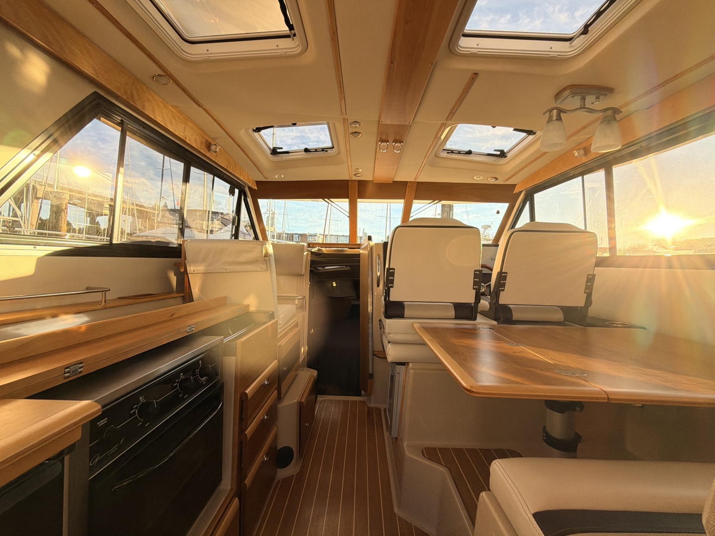2014 Cutwater C-30 Sedan