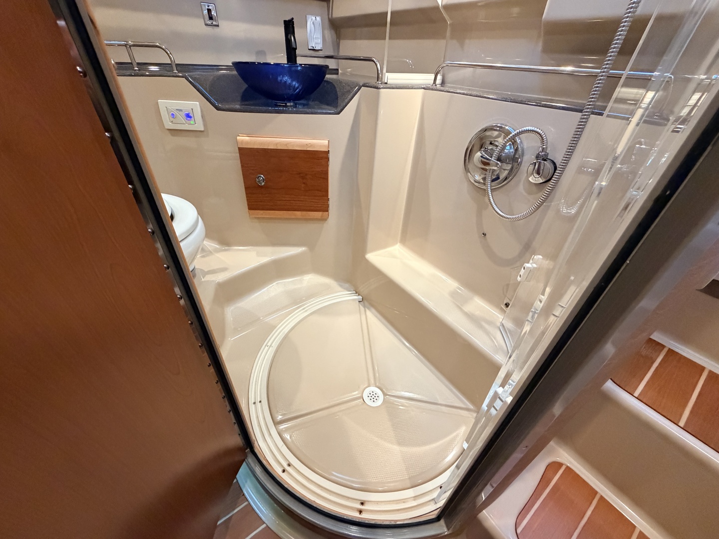 2014 Cutwater C-30 Sedan