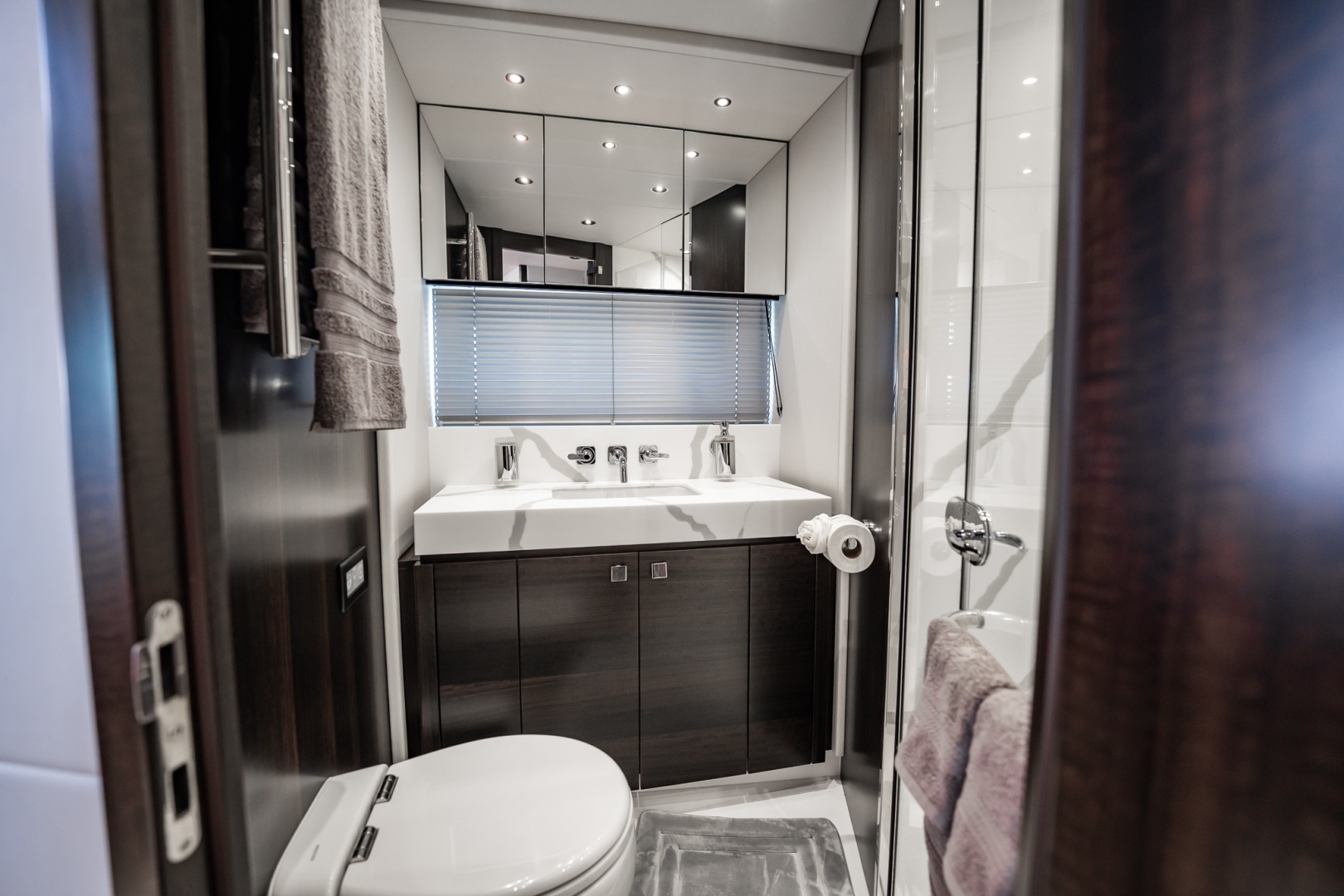 2025 Sunseeker 76 Yacht