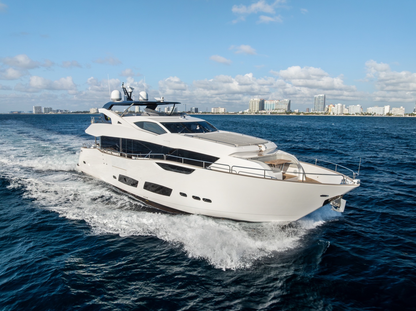 Accidental Success II 95ft Sunseeker Yacht For Sale Accidental Success II 95ft Sunseeker Yacht For Sale