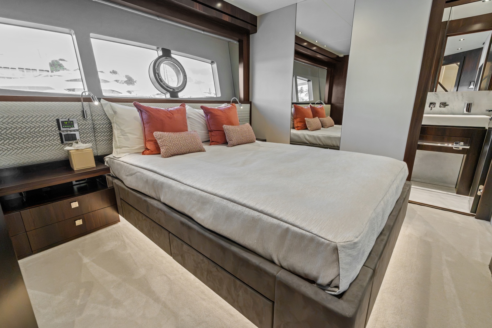 Accidental Success II 95ft Sunseeker Yacht For Sale Accidental Success II 95ft Sunseeker Yacht For Sale