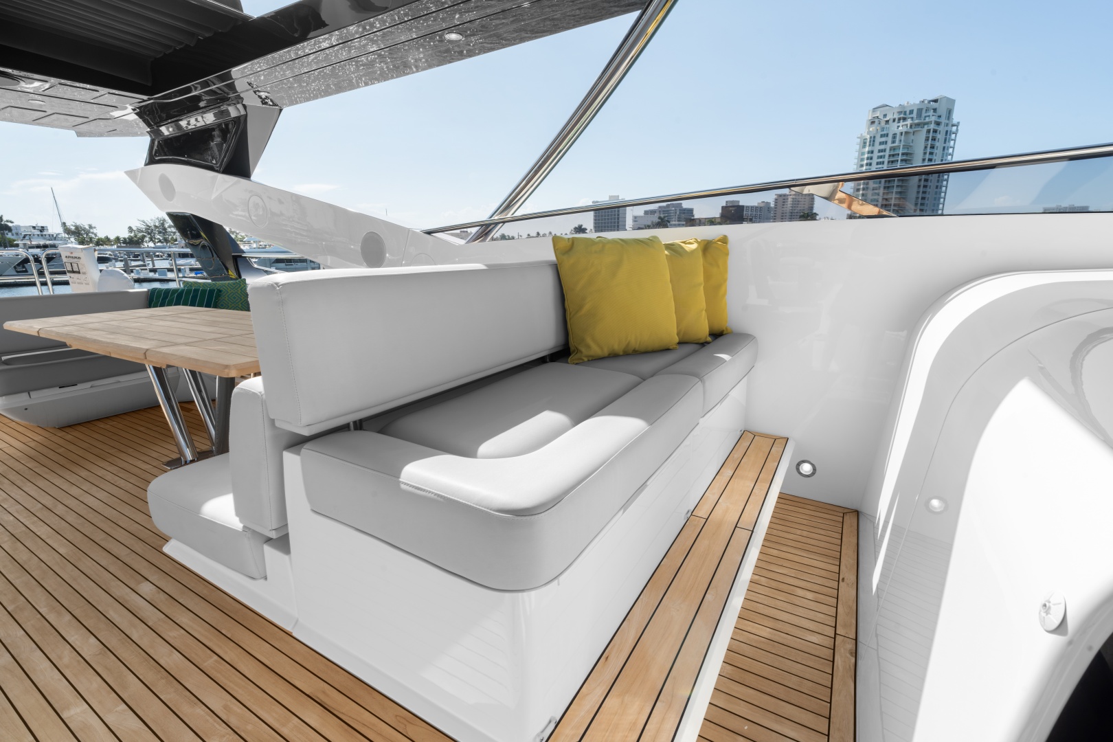 Accidental Success II 95ft Sunseeker Yacht For Sale Accidental Success II 95ft Sunseeker Yacht For Sale