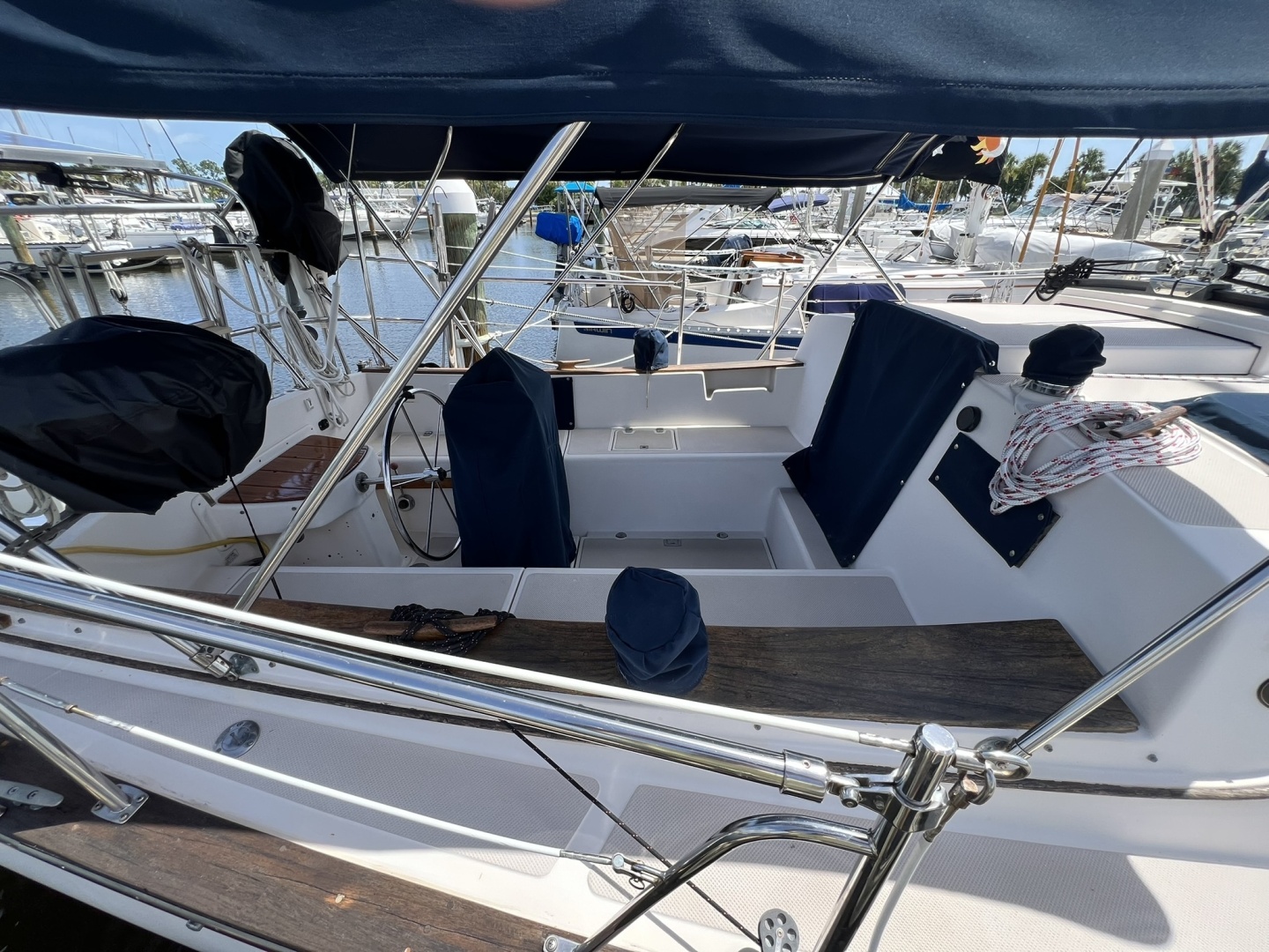 Lazy Susan 31ft Island Packet Yacht For Sale