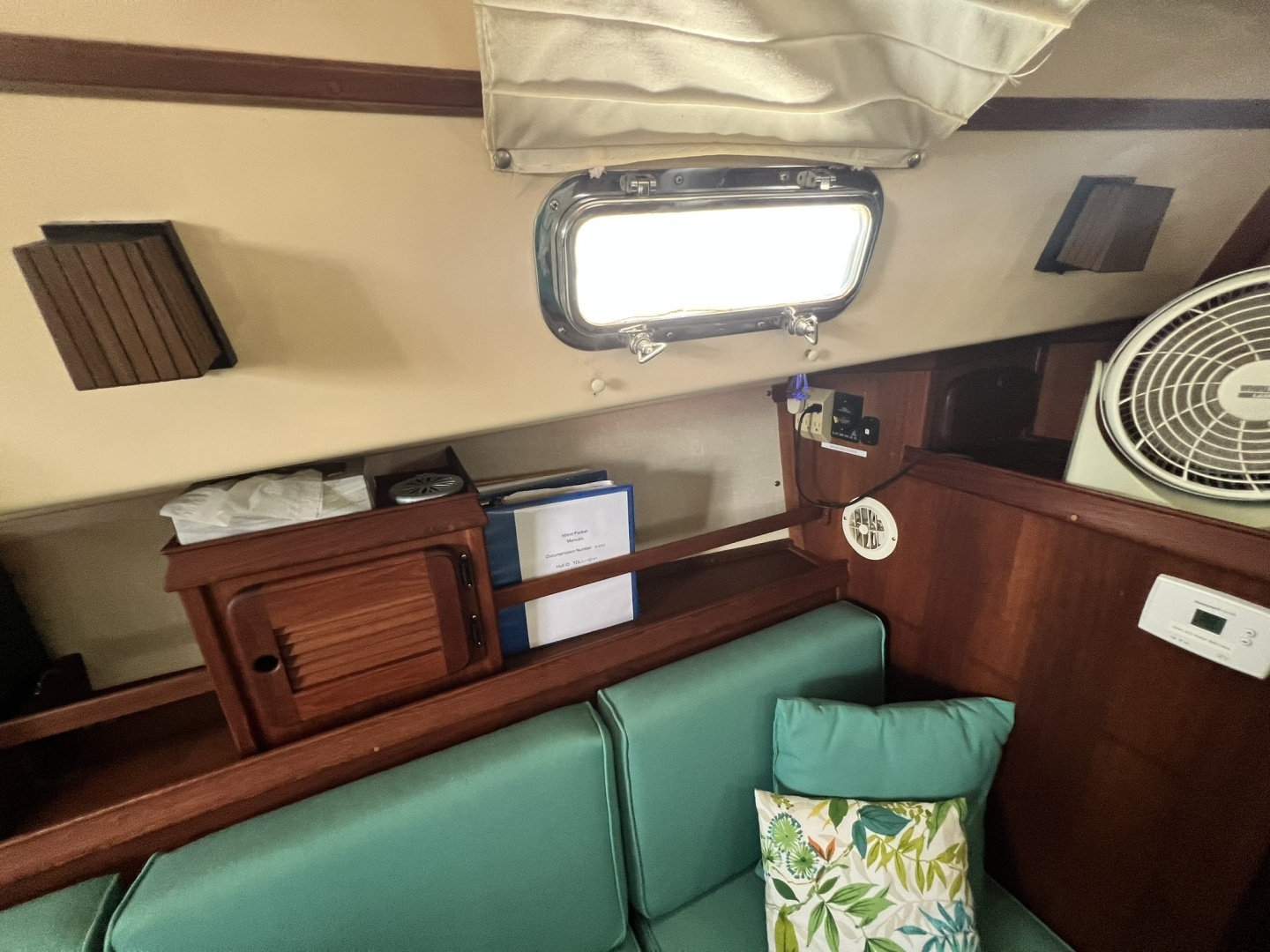 1987 Island Packet 31