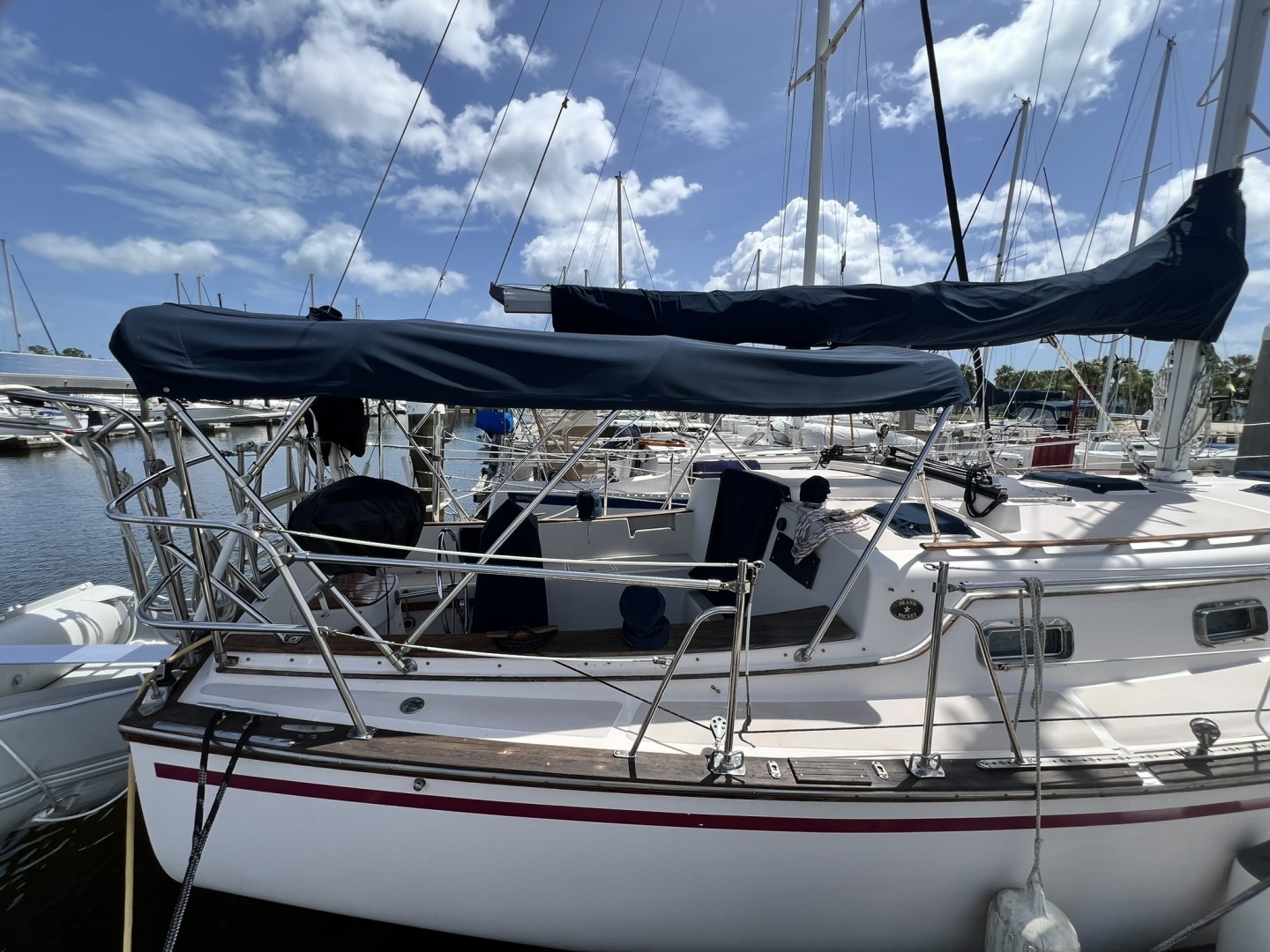 Lazy Susan 31ft Island Packet Yacht For Sale