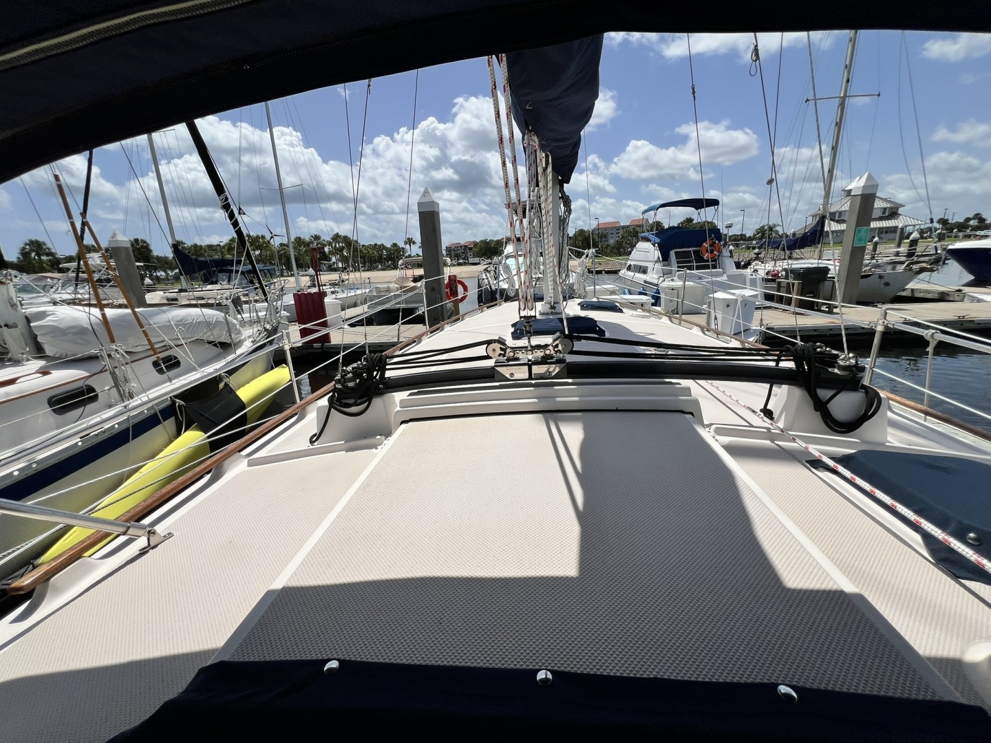 1987 Island Packet 31