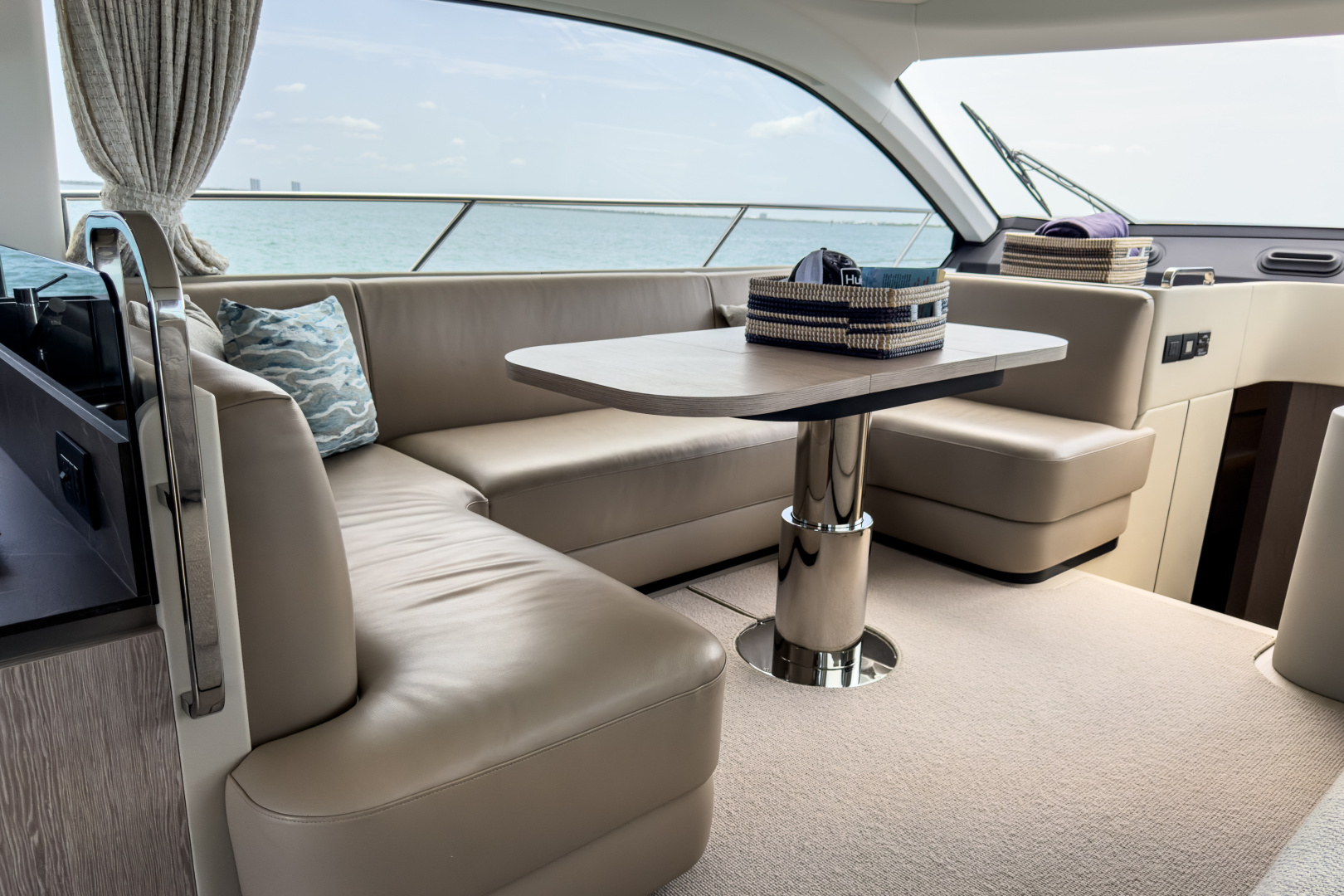 Azimut FLY 53 Yacht For Sale