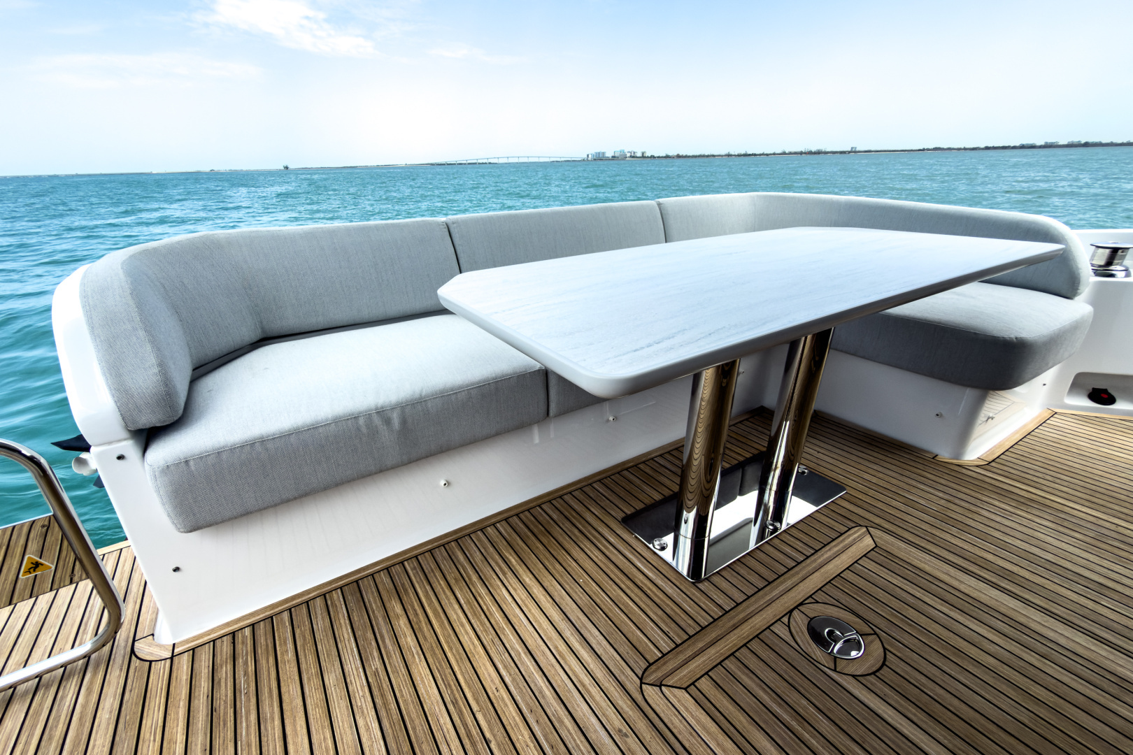 Azimut FLY 53 Yacht For Sale
