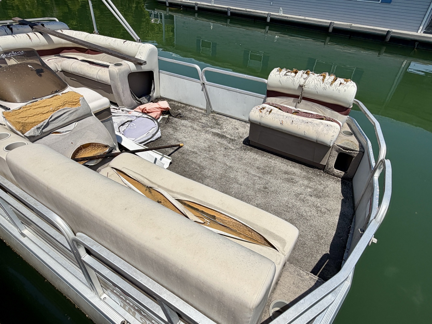 2000 Custom 22 x 30 Floating Cabin - Approx 660sqft