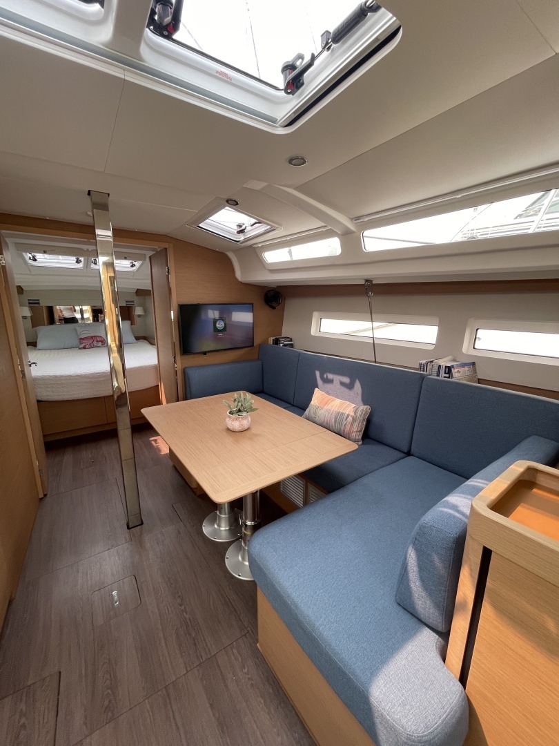 Jeanneau Sun Odyssey 440 Yacht For Sale