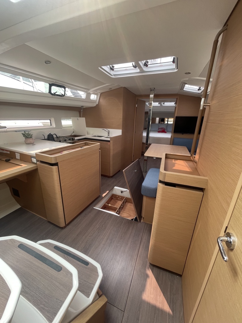 Jeanneau Sun Odyssey 440 Yacht For Sale