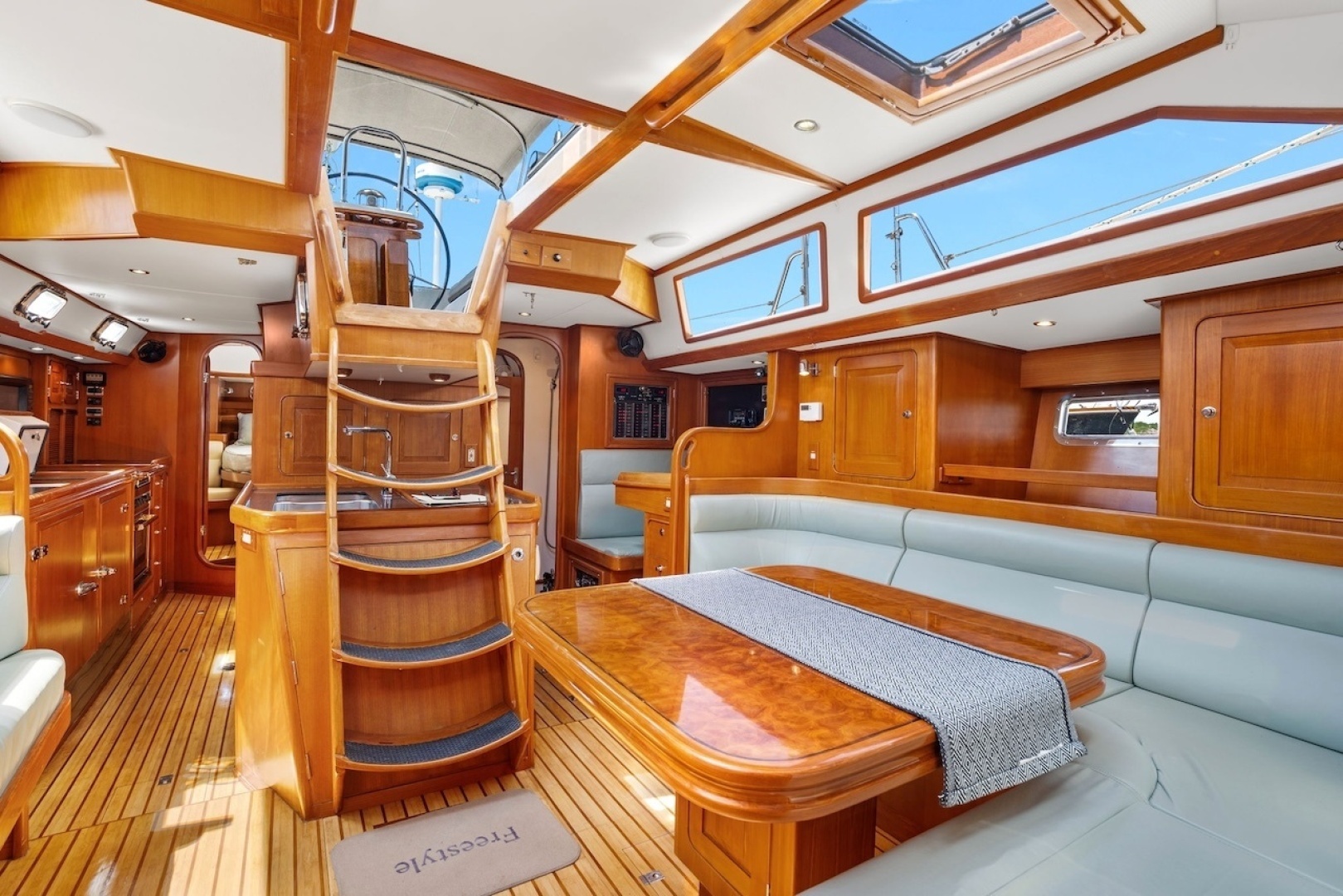Hylas 54 Yacht For Sale