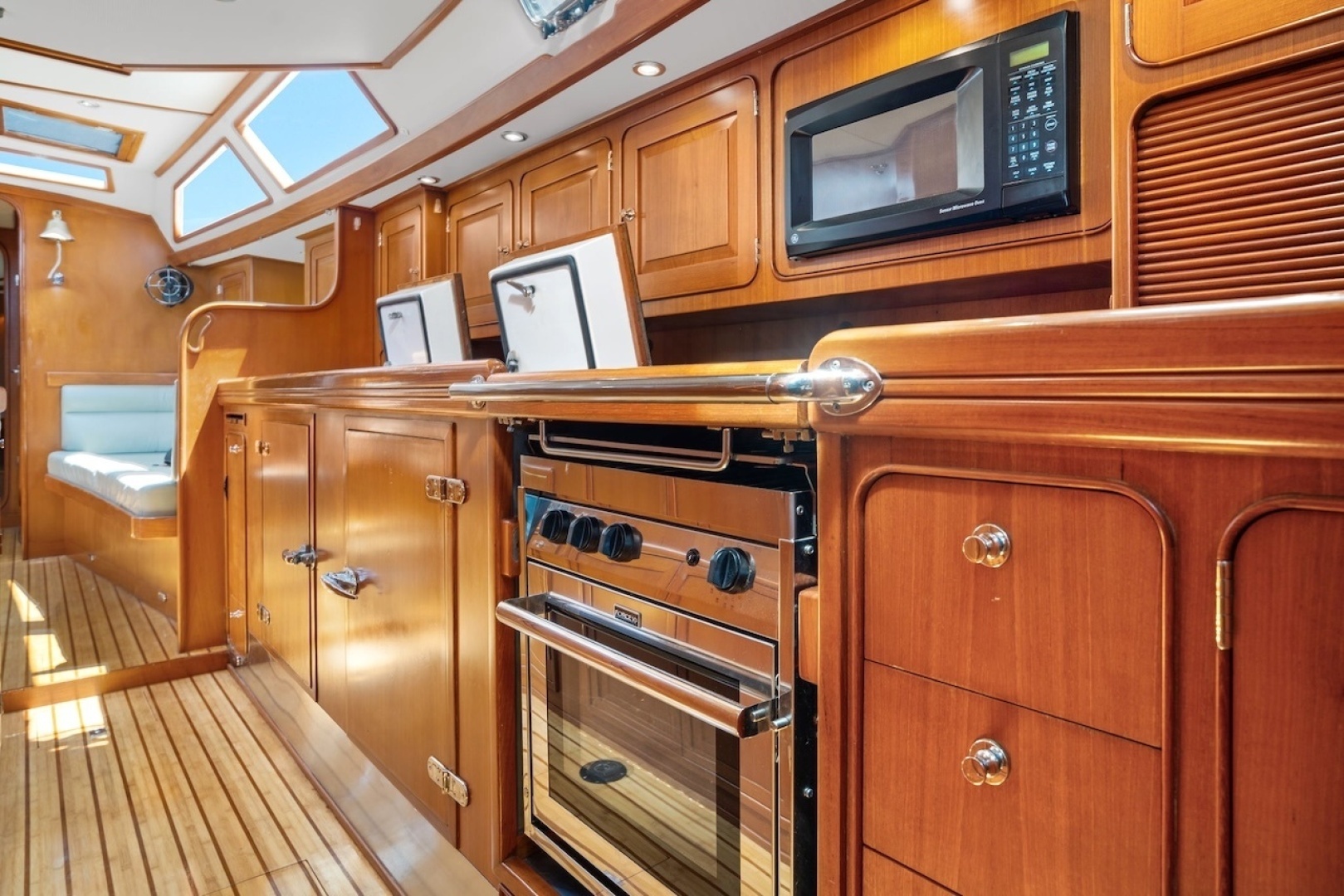 Hylas 54 Yacht For Sale