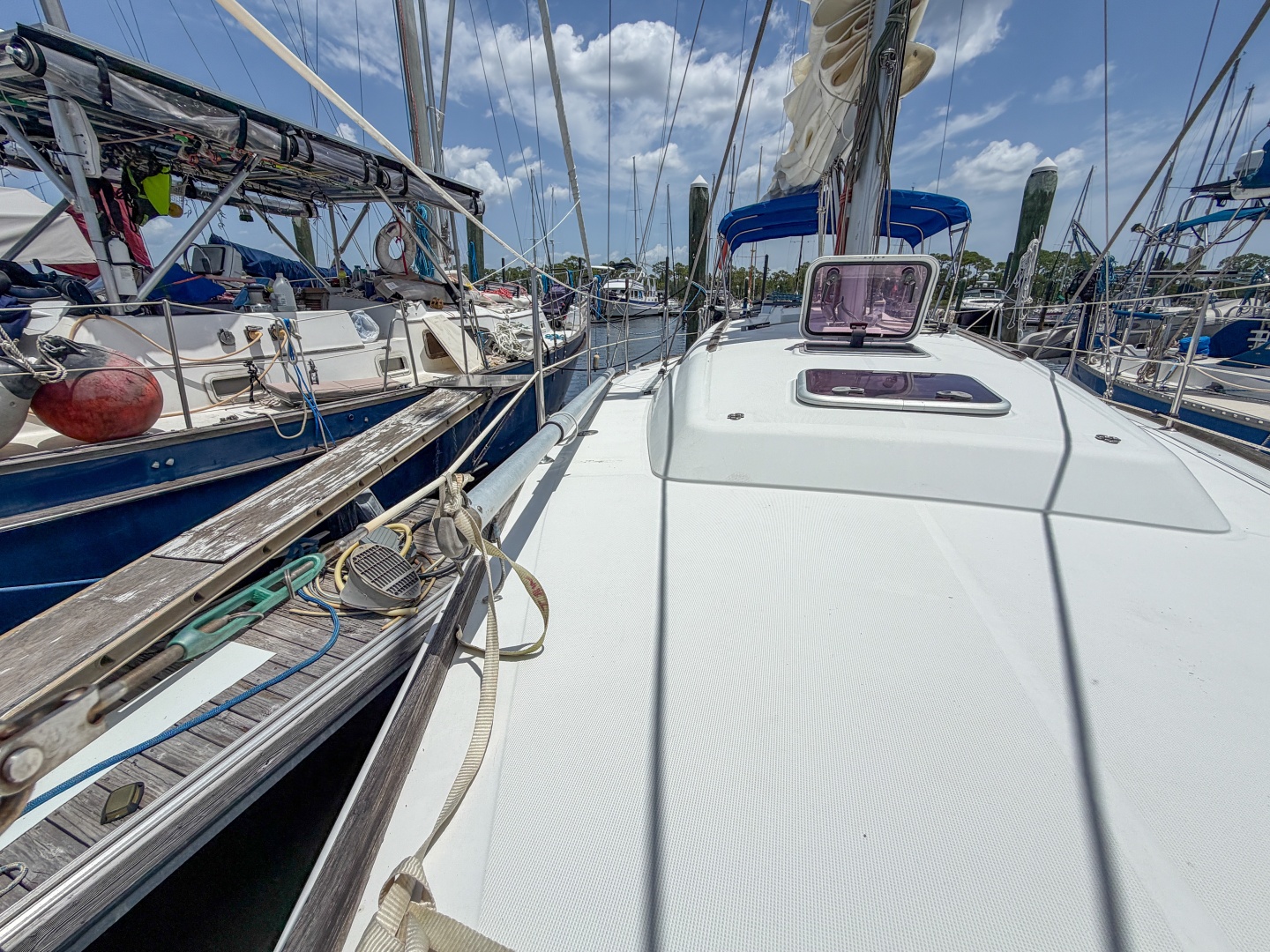 Boat Pour 34ft Beneteau Yacht For Sale Boat Pour 34ft Beneteau Yacht For Sale