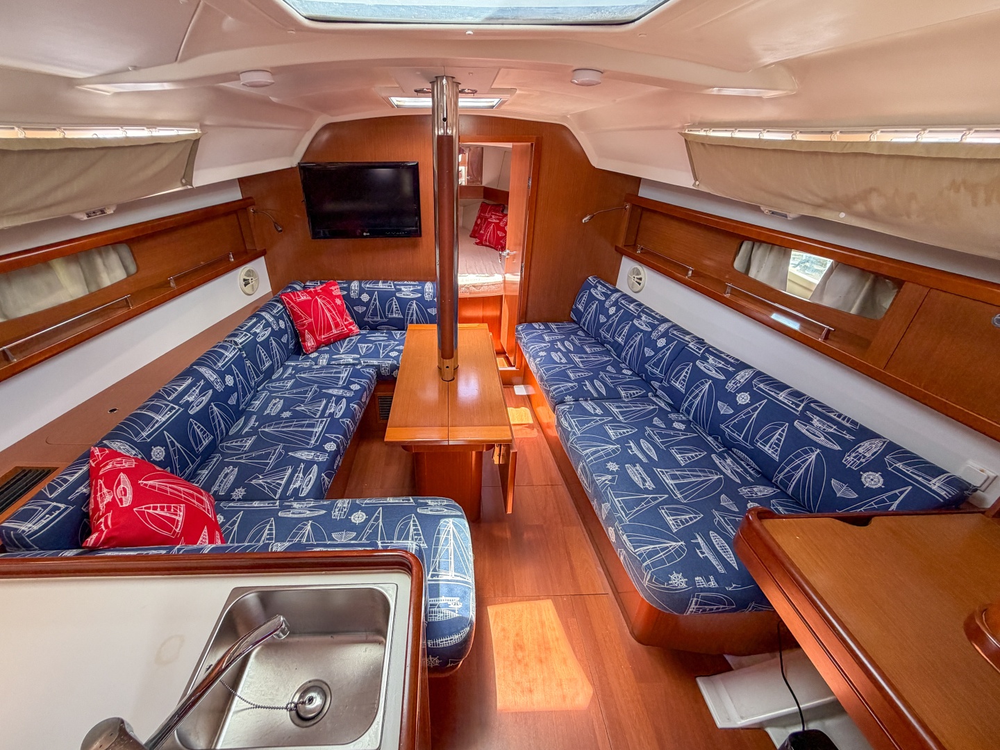 2011 Beneteau Oceanis 34