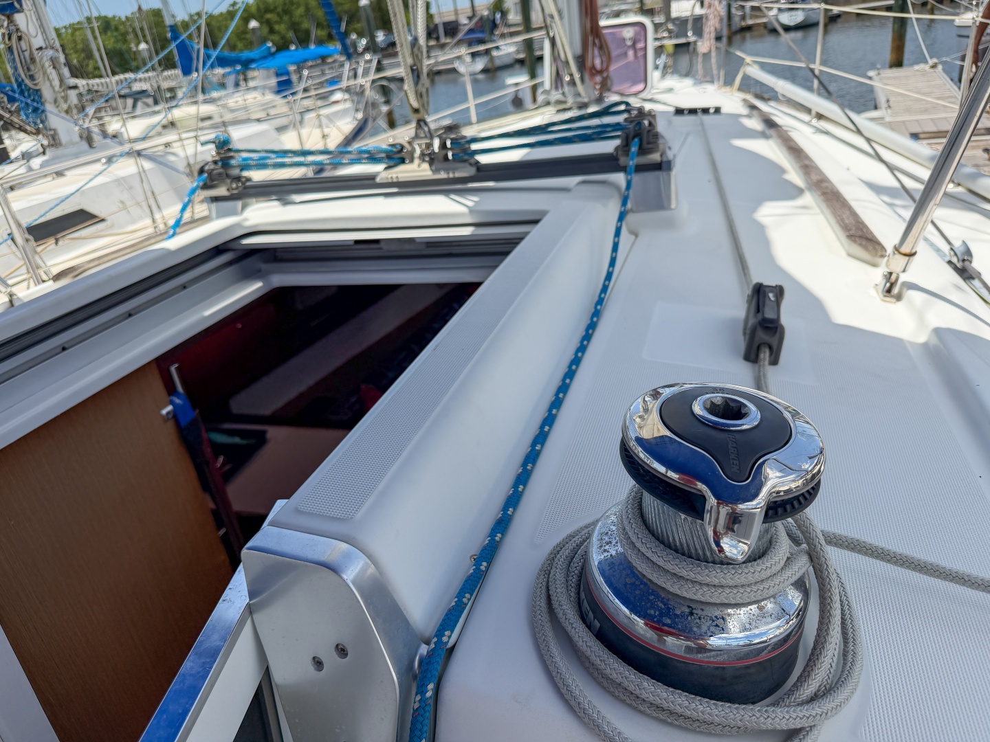 Boat Pour 34ft Beneteau Yacht For Sale Boat Pour 34ft Beneteau Yacht For Sale