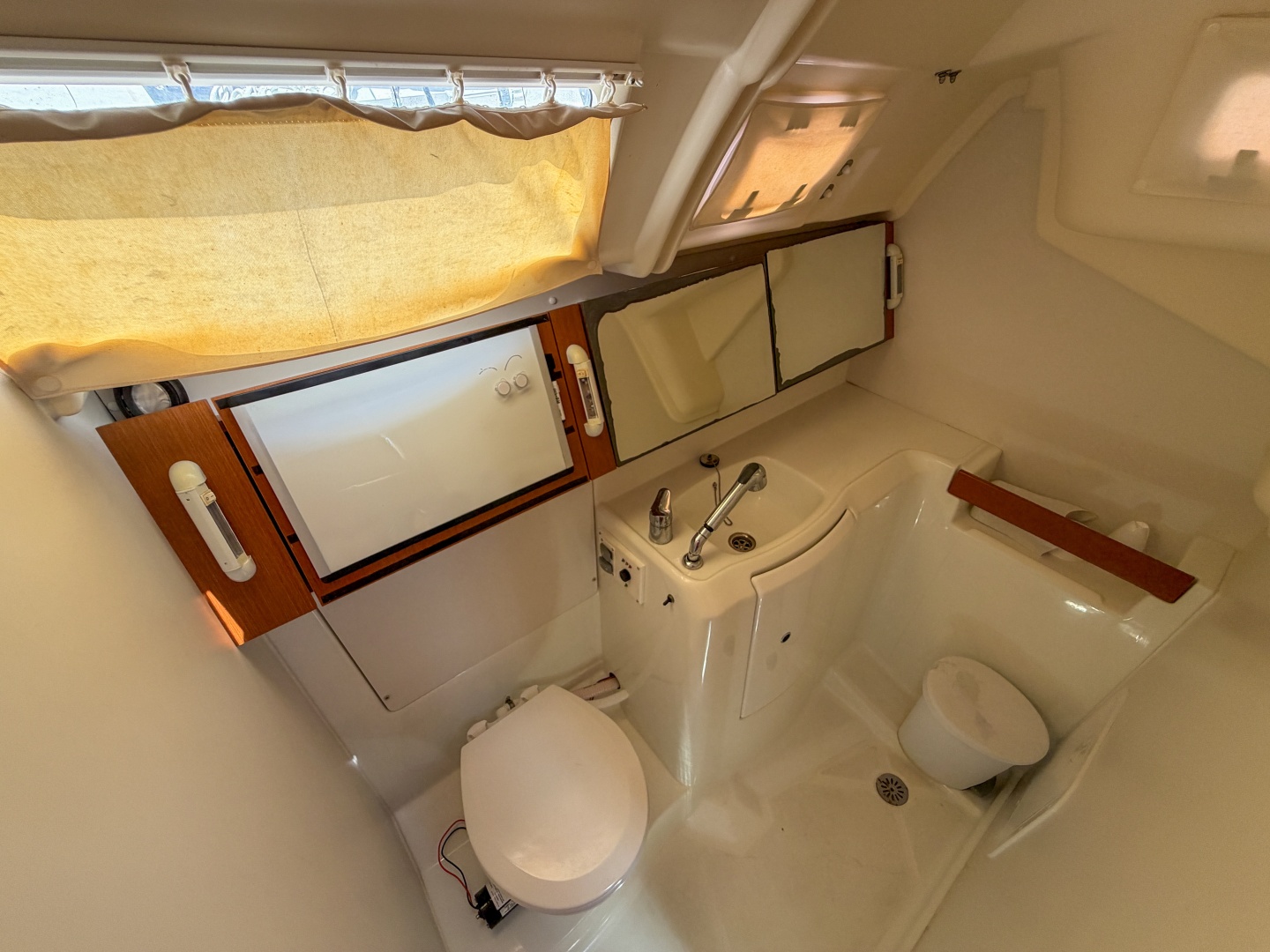 Boat Pour 34ft Beneteau Yacht For Sale Boat Pour 34ft Beneteau Yacht For Sale