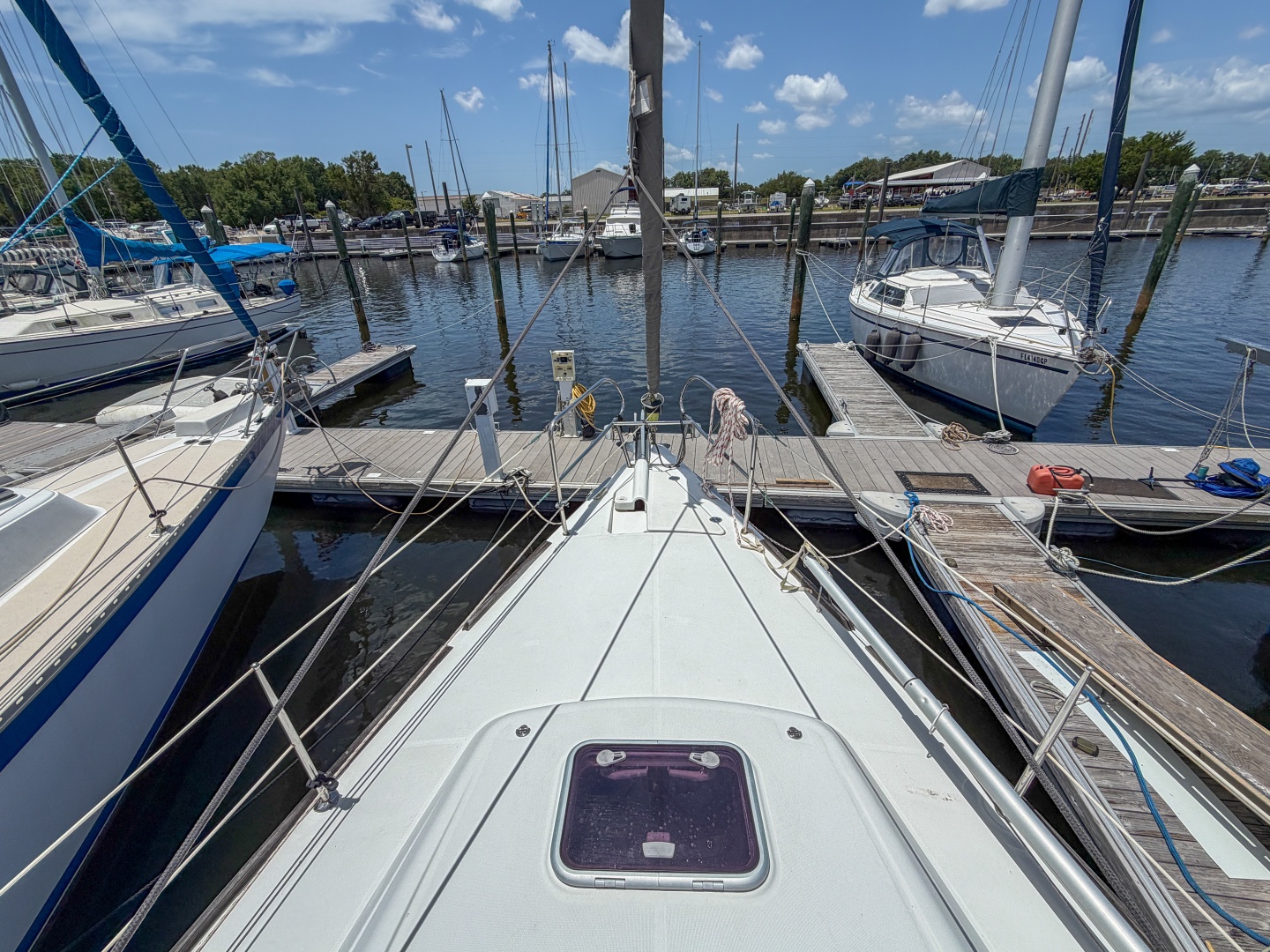 Boat Pour 34ft Beneteau Yacht For Sale Boat Pour 34ft Beneteau Yacht For Sale