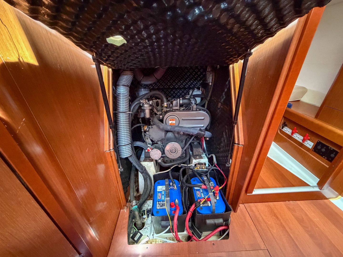 Boat Pour 34ft Beneteau Yacht For Sale Boat Pour 34ft Beneteau Yacht For Sale