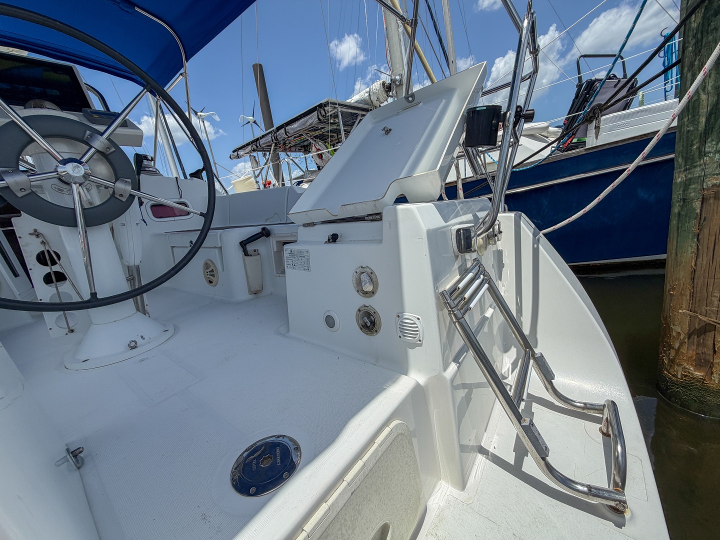 Boat Pour 34ft Beneteau Yacht For Sale Boat Pour 34ft Beneteau Yacht For Sale
