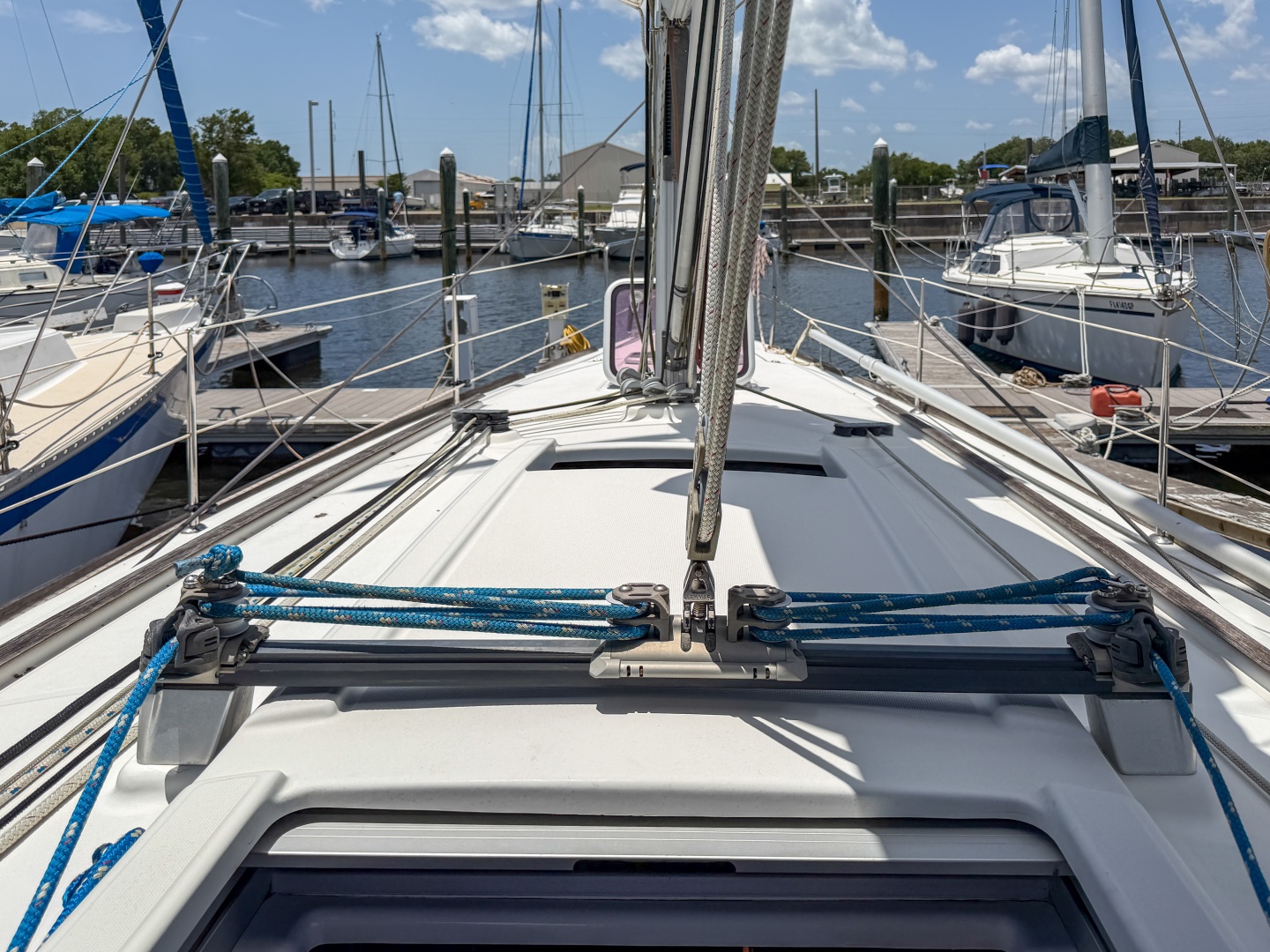 Boat Pour 34ft Beneteau Yacht For Sale Boat Pour 34ft Beneteau Yacht For Sale