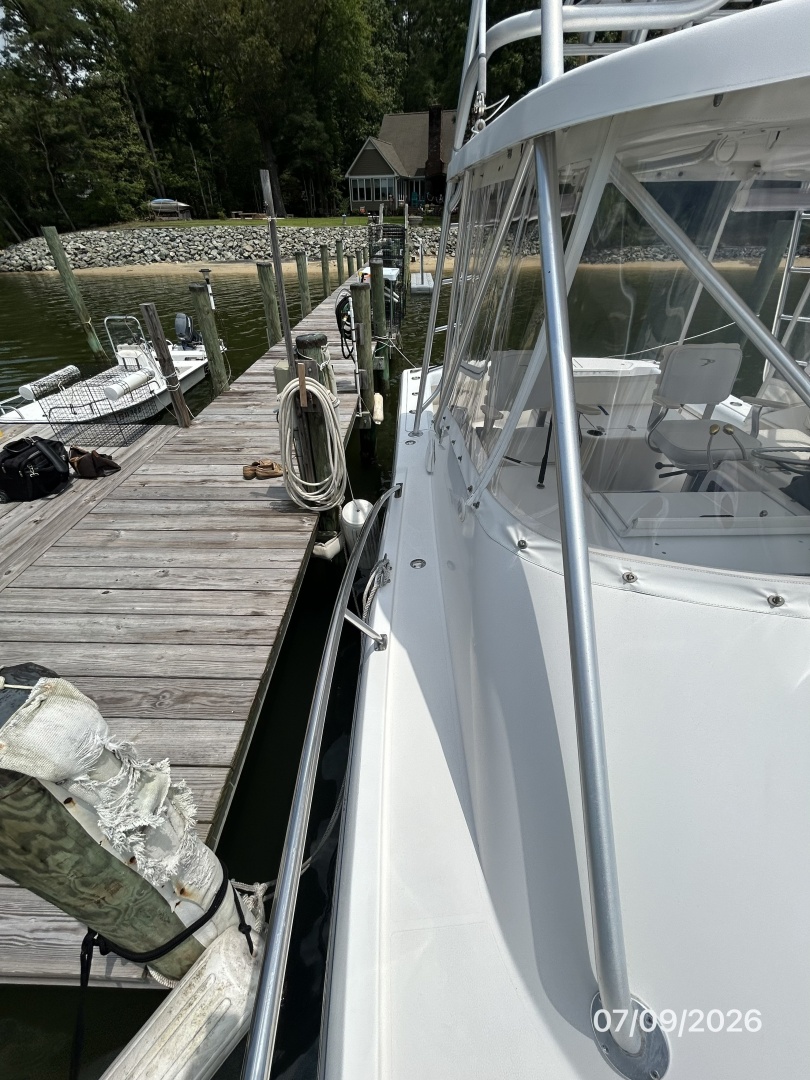 The O Klub 30ft Pursuit Yacht For Sale