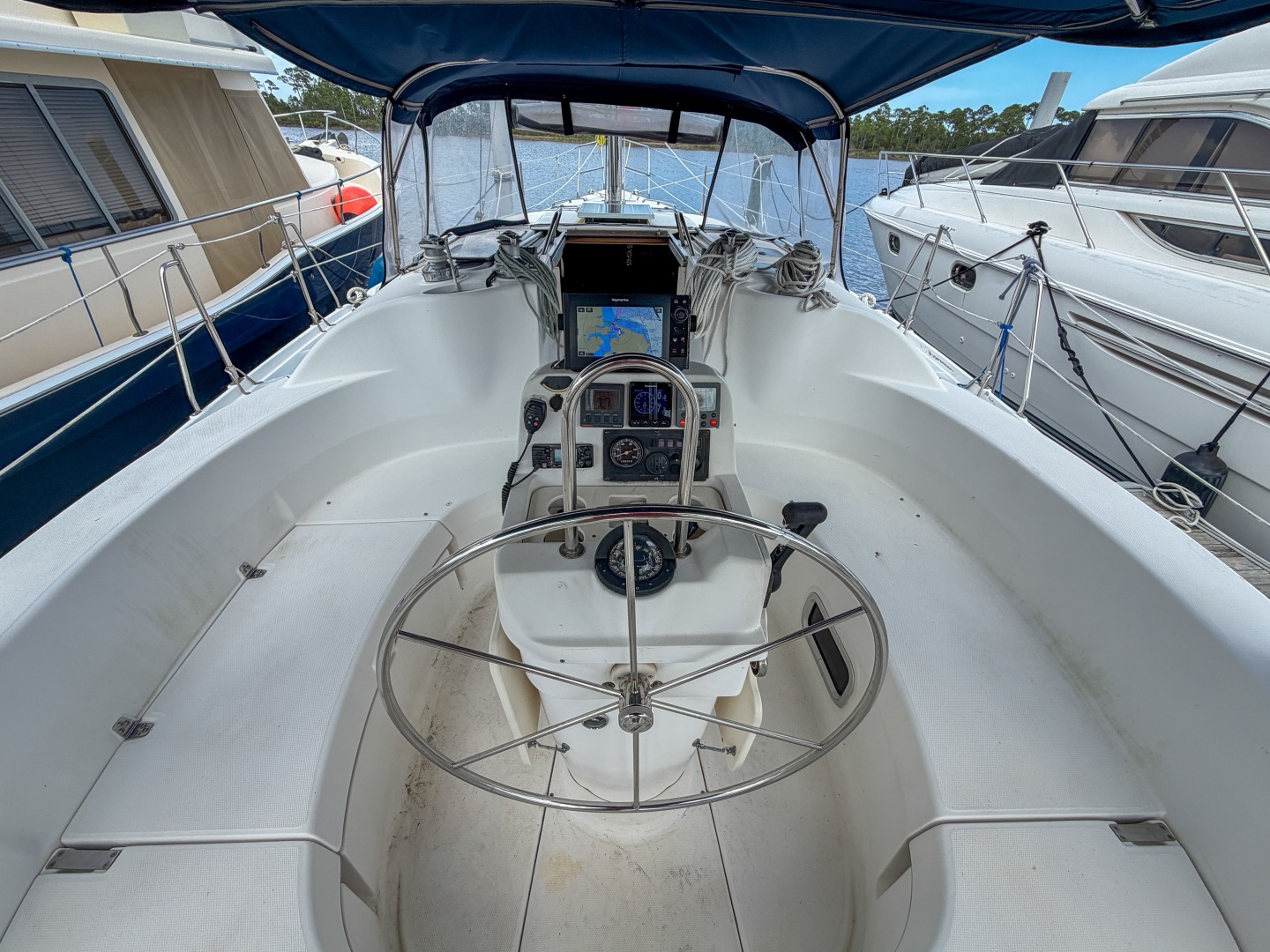 Tenacity 38ft Hunter Yacht For Sale Tenacity 38ft Hunter Yacht For Sale