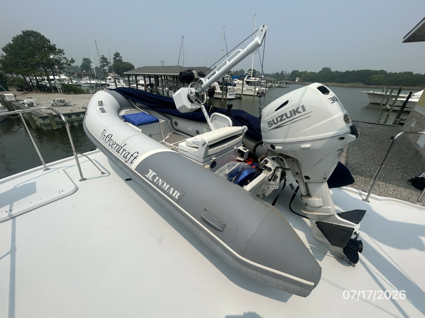 48' Hatteras tender2