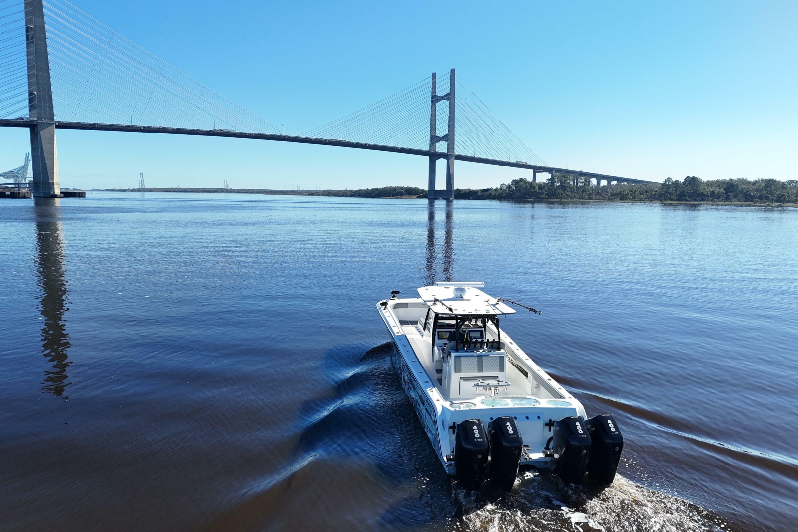 Tunnel Vizion 38ft Front Runner Yacht For Sale
