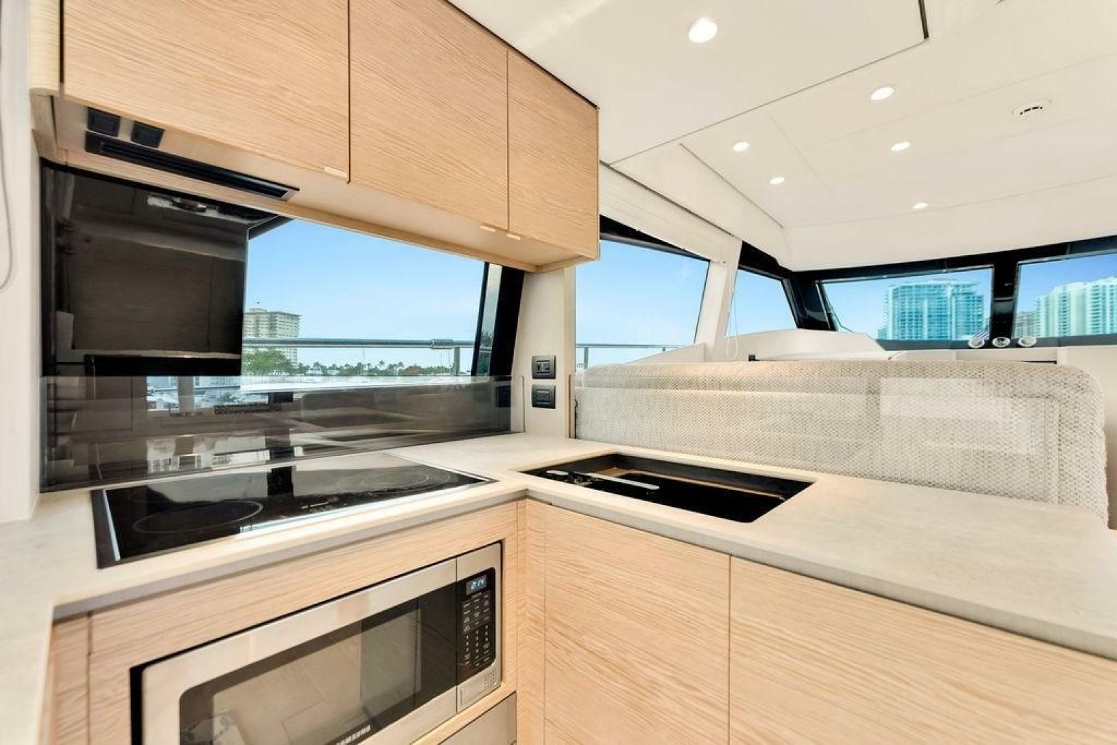 Ferretti Yachts 500 Yacht For Sale