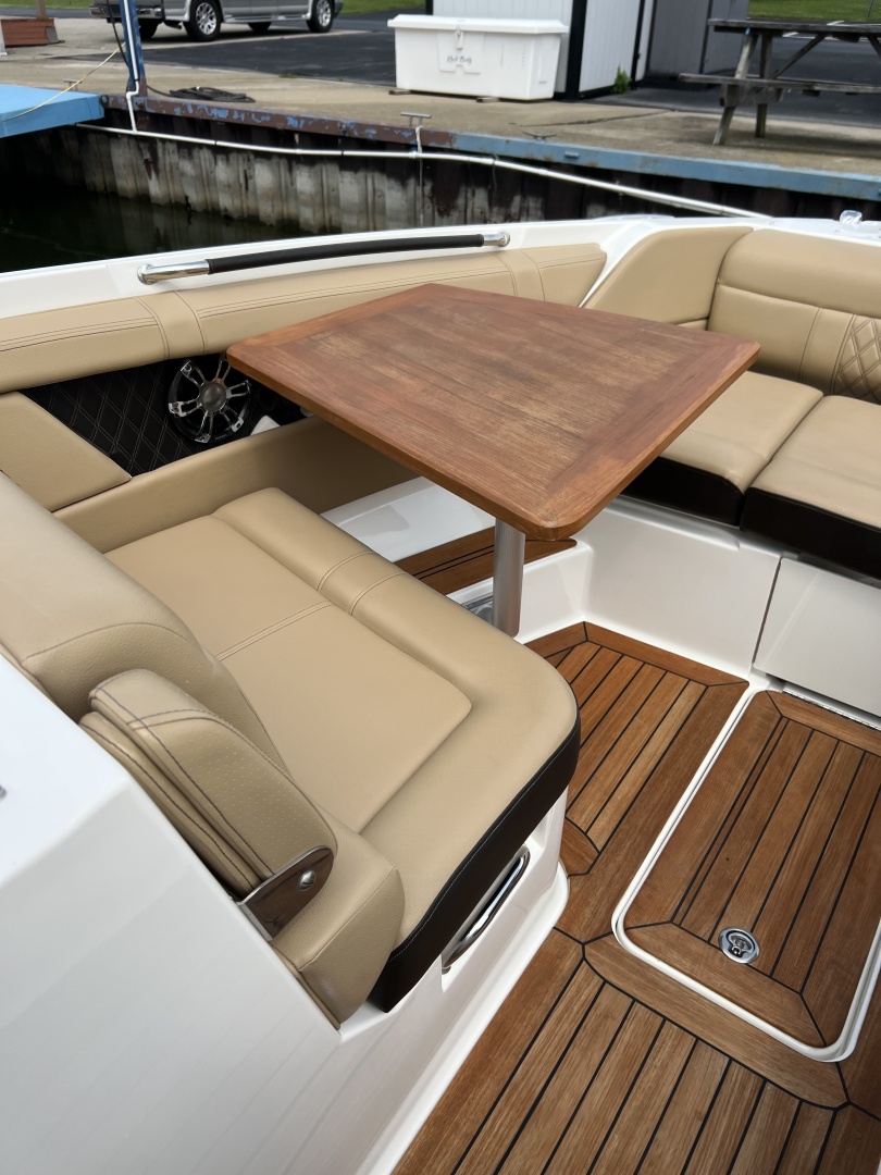 FUN DREAM 35ft Sea Ray Yacht For Sale