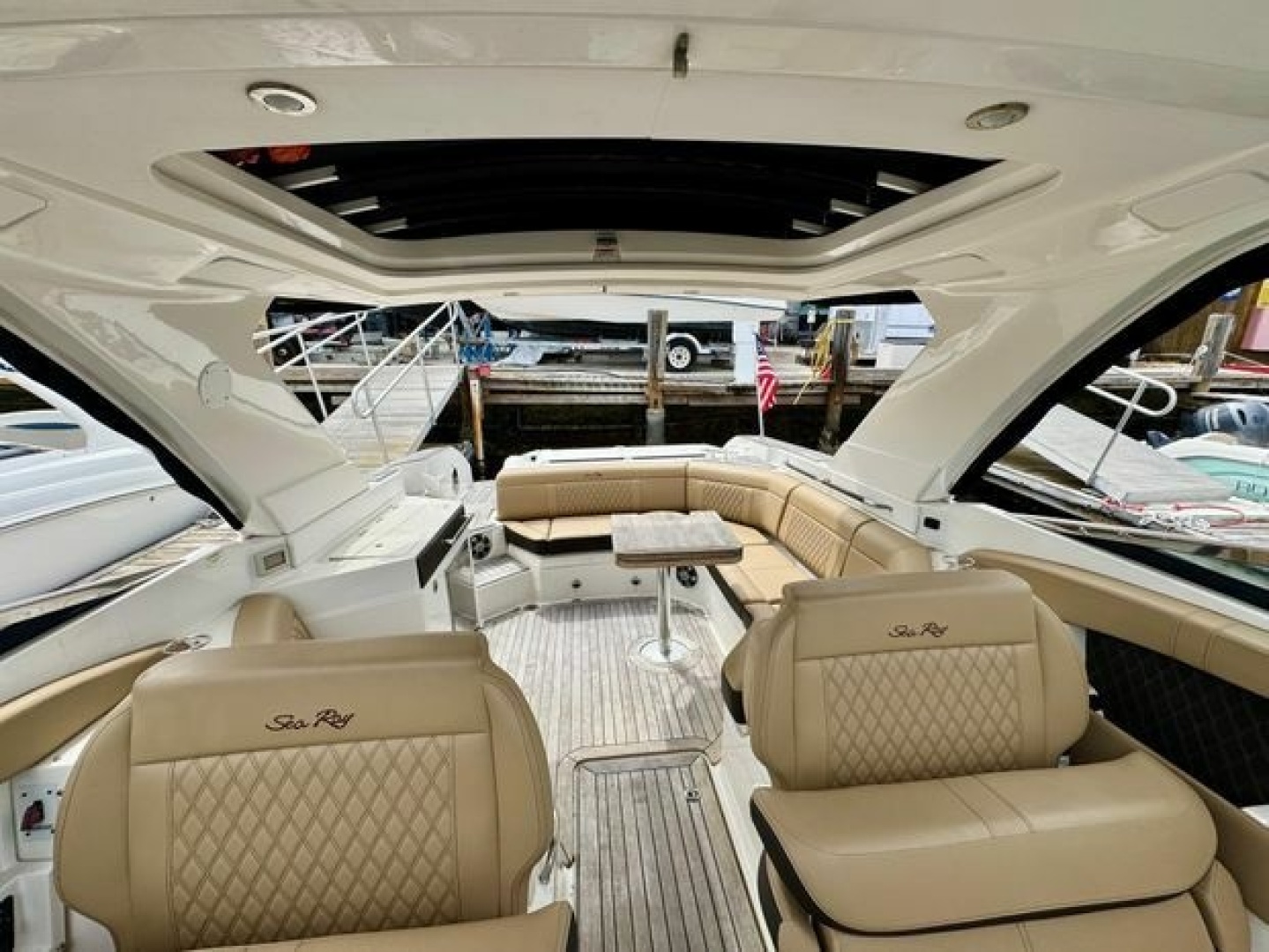 FUN DREAM 35ft Sea Ray Yacht For Sale