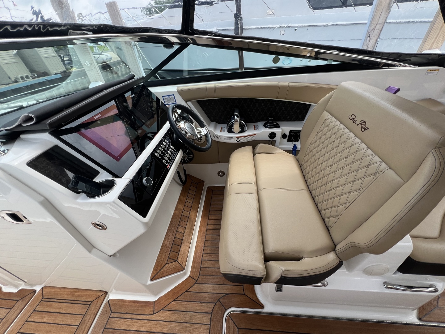 FUN DREAM 35ft Sea Ray Yacht For Sale
