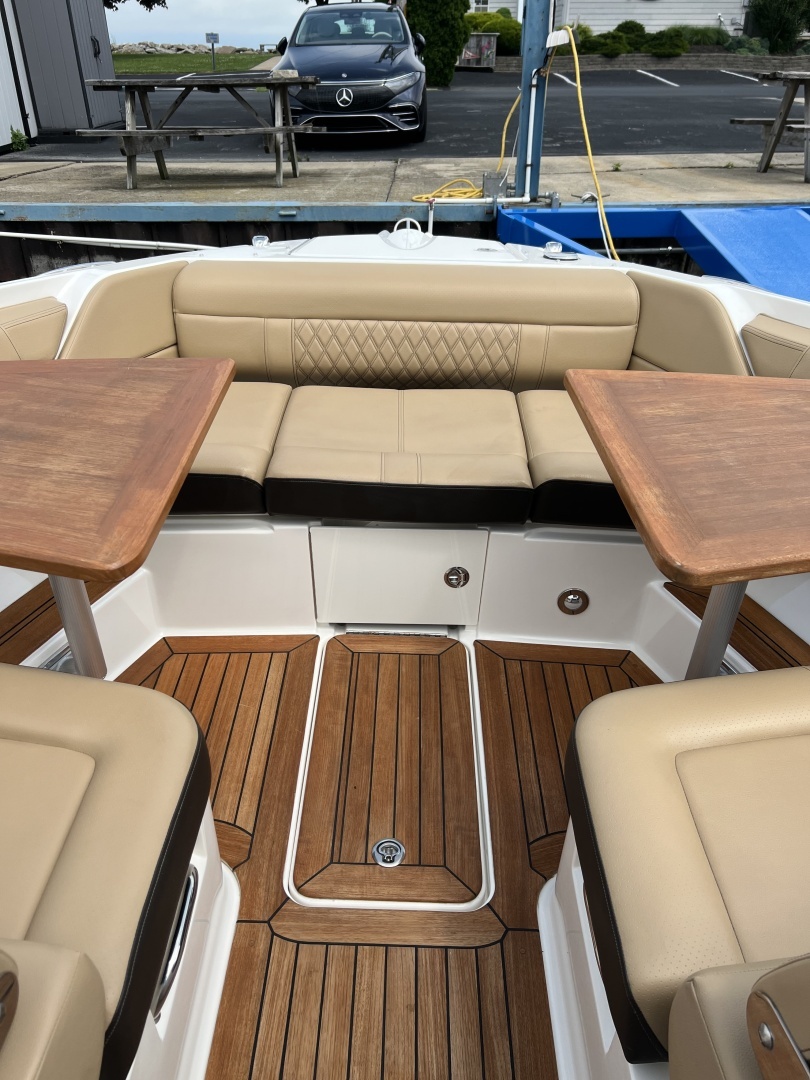 Sea Ray 350 SLX Yacht For Sale