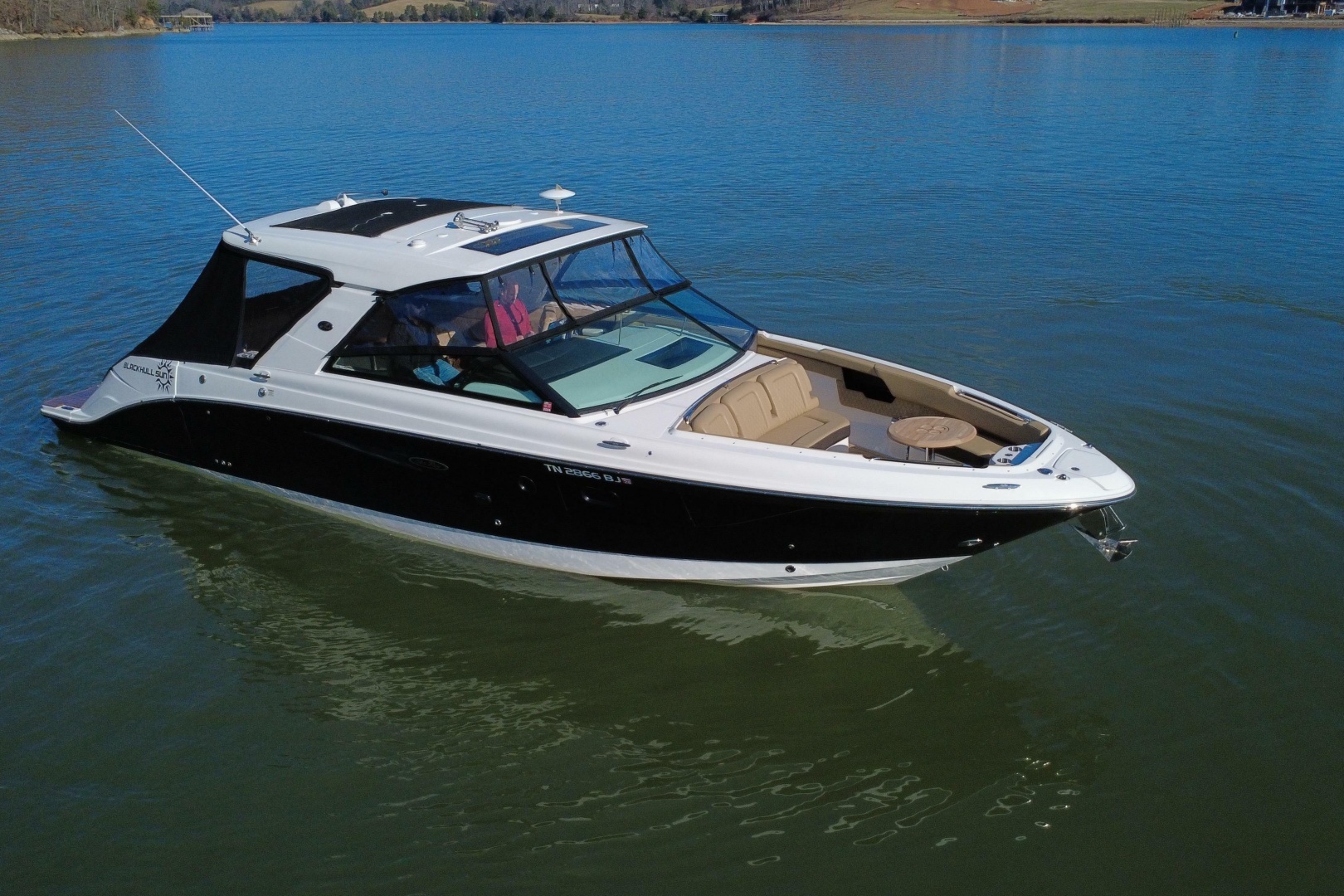 Sea Ray SLX 400 — PRICED TO SELL!