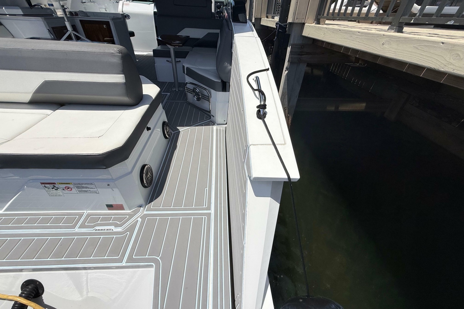 Cruisers Yachts 38 GLS OB Yacht For Sale
