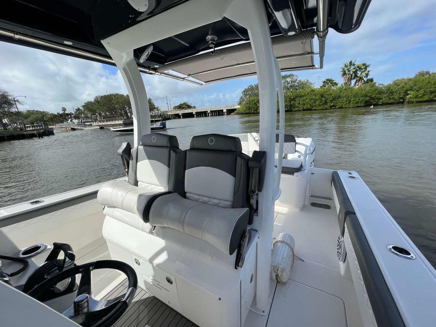 39ft Fountain Yacht For Sale