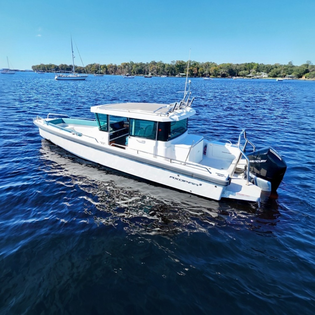 2020 Axopar 28 Cabin