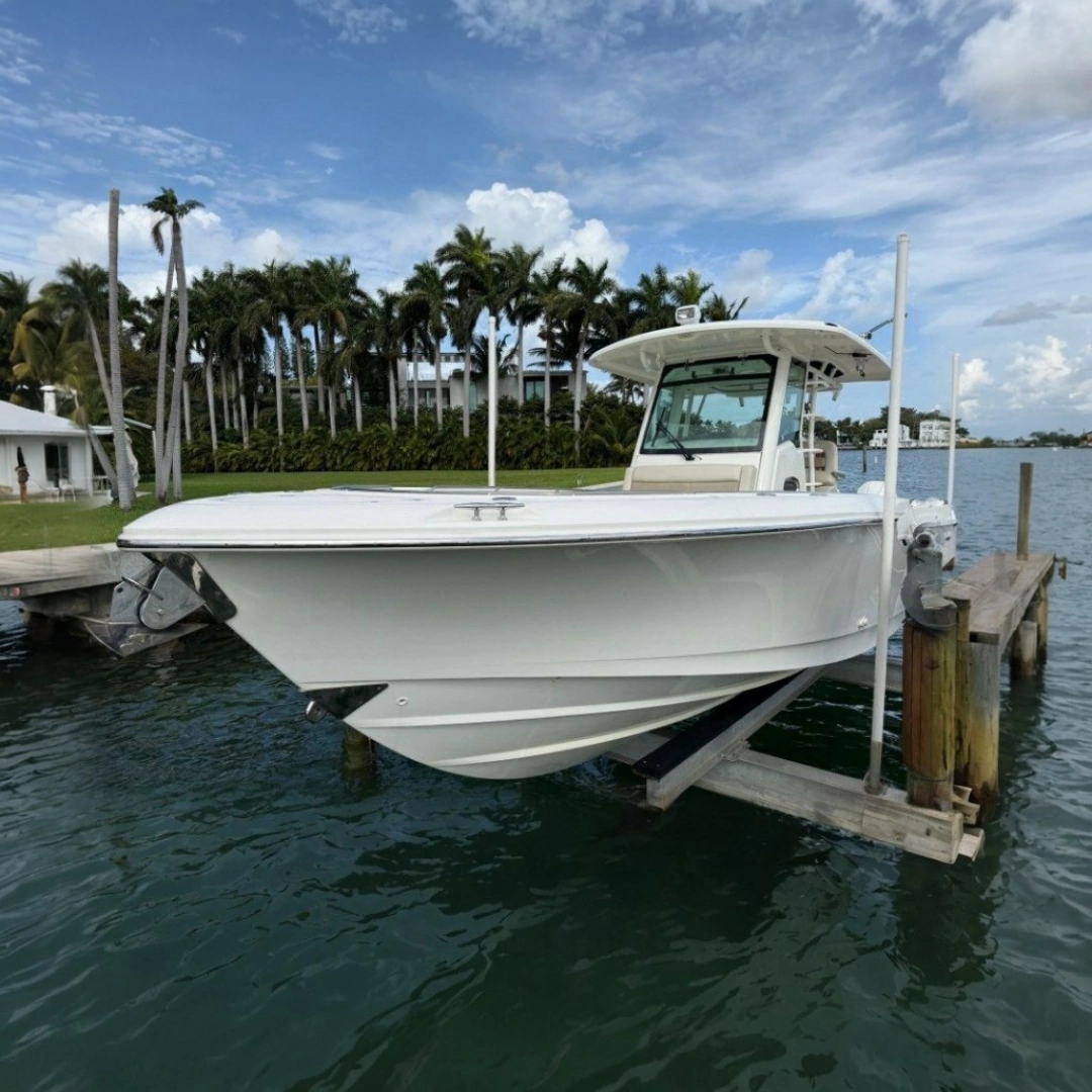 2020 Boston Whaler 330 Outrage - photo 1 of 24