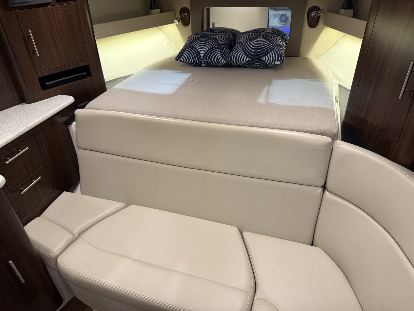 35ft Regal Yacht For Sale