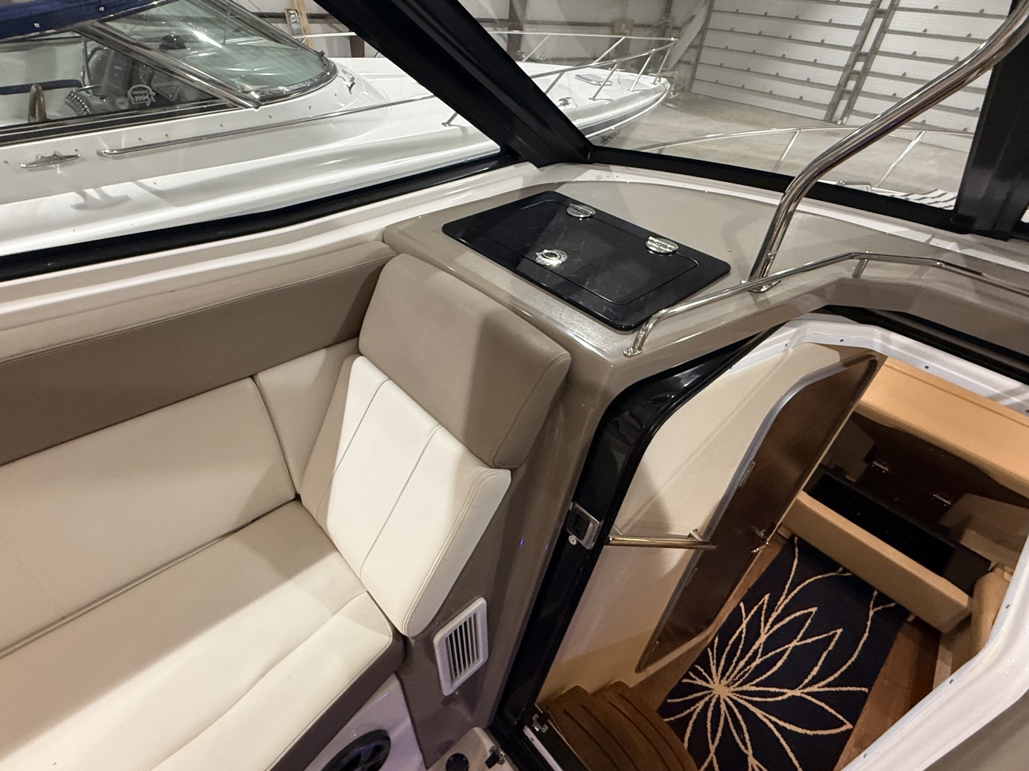 35ft Regal Yacht For Sale