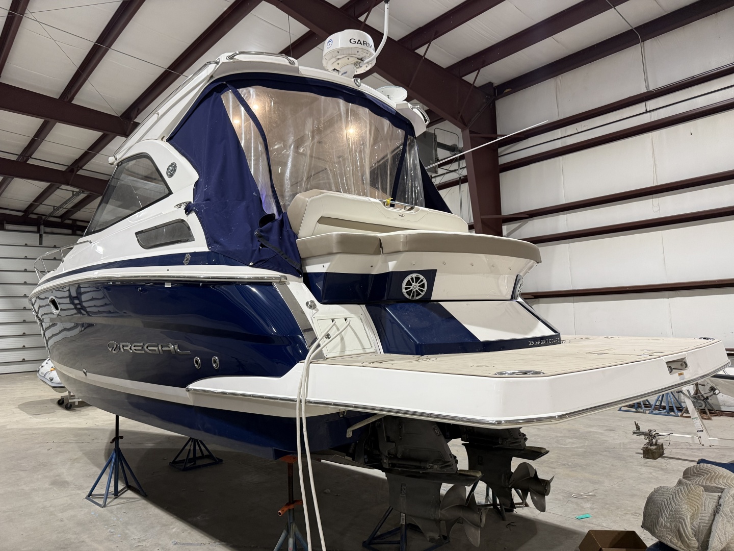 35ft Regal Yacht For Sale
