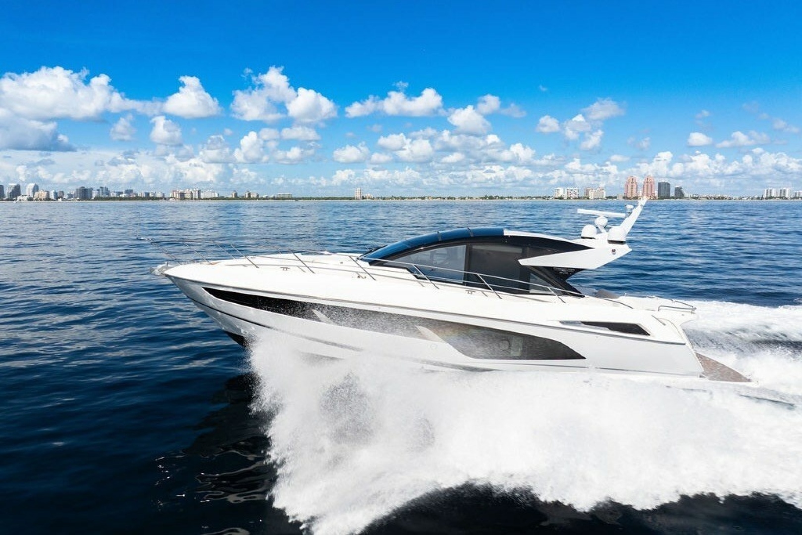60ft Sunseeker Yacht For Sale