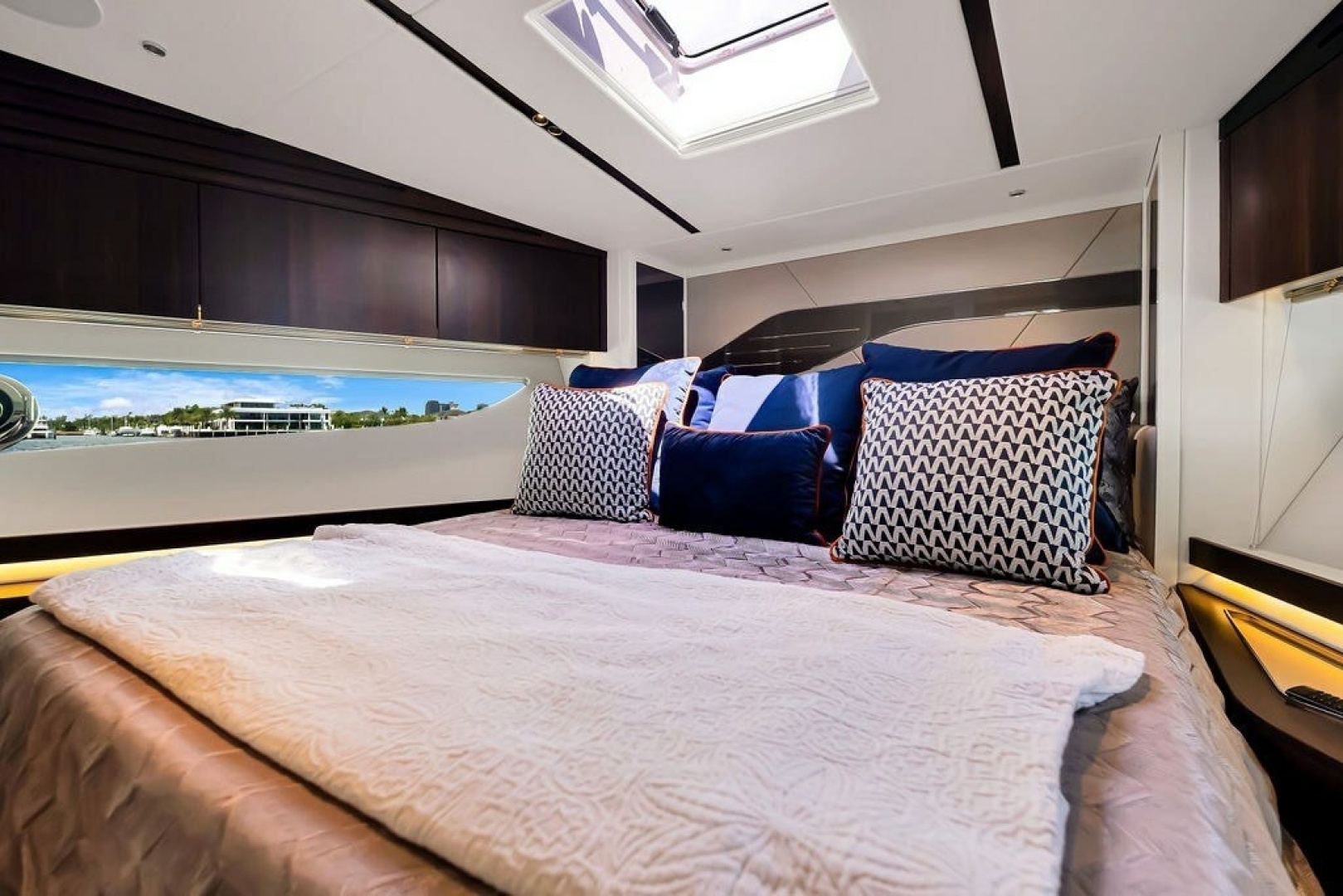 60ft Sunseeker Yacht For Sale